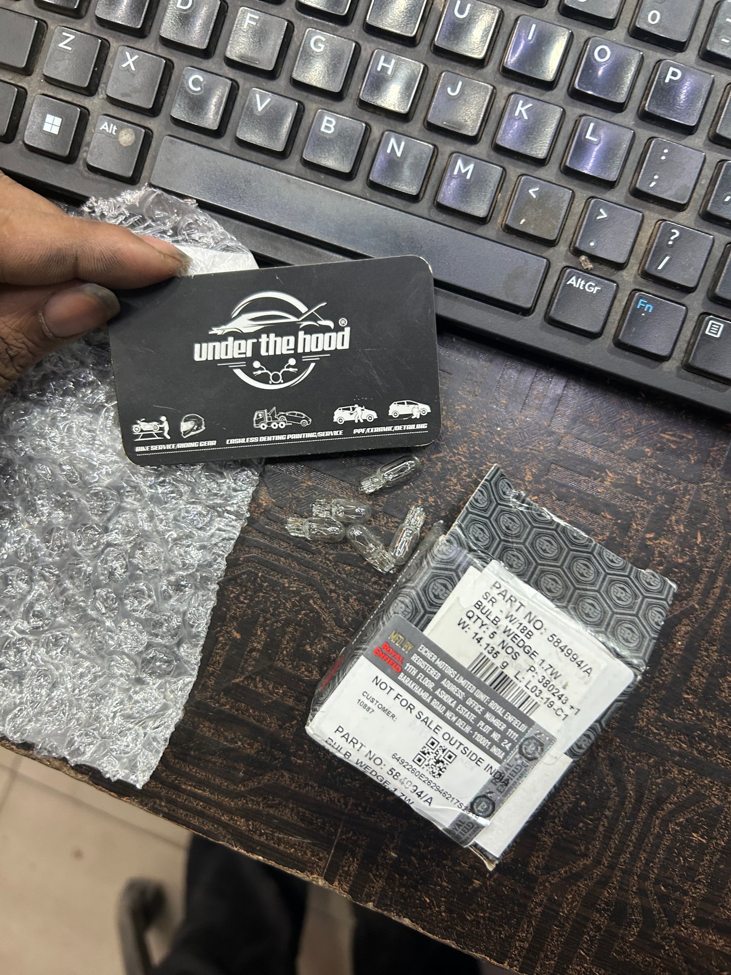 Royal Enfield Wedge Bulb 1.7W 584994/A for Ammeter & Pilot Lamp Applications