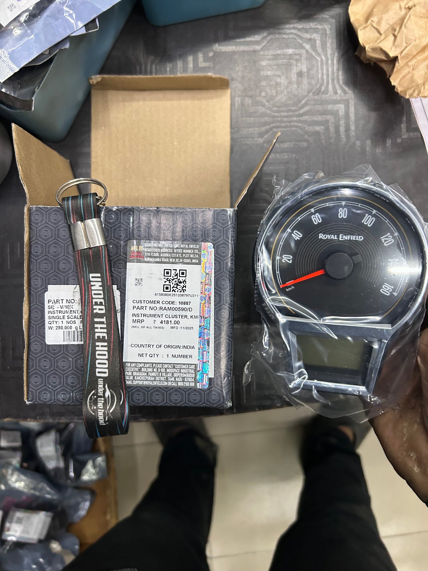 Royal Enfield RAM00590/A – Instrument Cluster (KMPH, Single Scale) – OEM for Classic 350 Reborn & Bullet 350 BS6