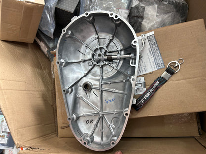 Royal Enfield 861029 – Engine Cover LH Sub Assembly (Buffing Finish) for Classic 350, Classic 500 EFI, Bullet 350/500 UCE, Electra 350 UCE & Continental GT 535 – Genuine OEM