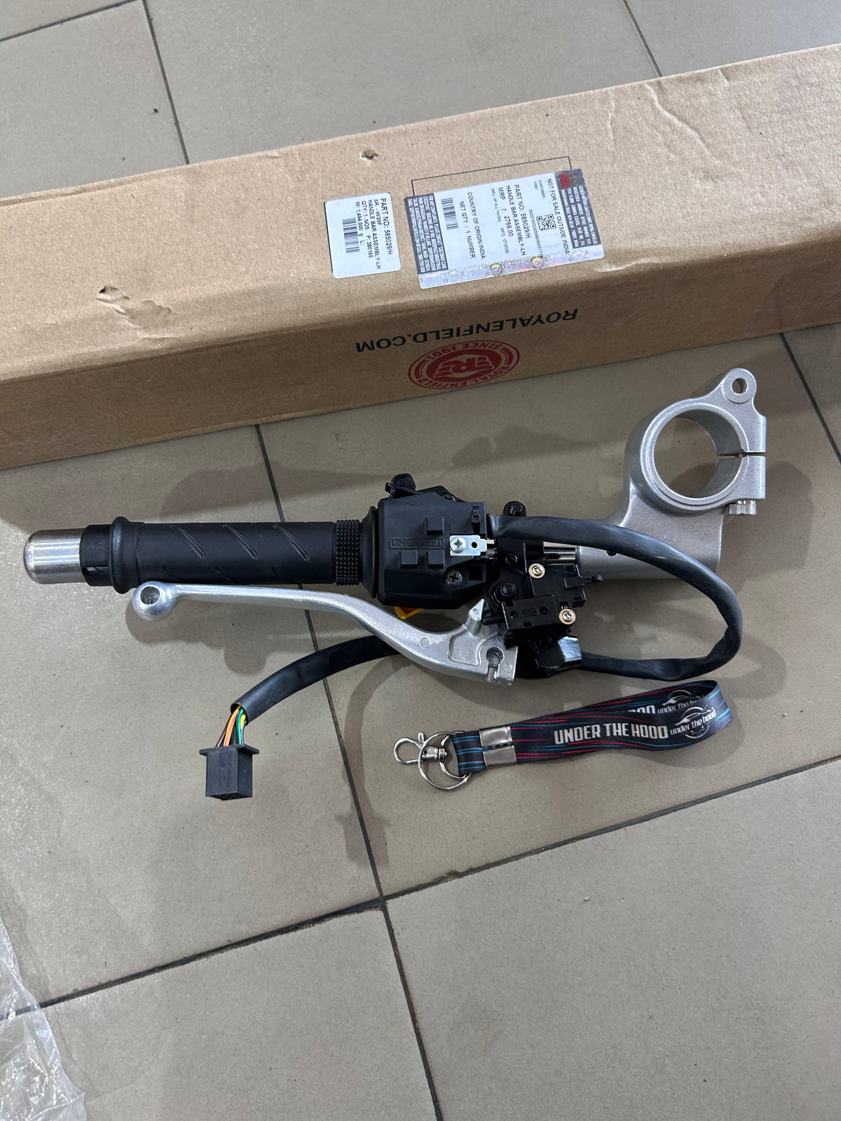 Royal Enfield Continental GT 535 Left Clip-On Handlebar Assembly with Switchgear & Clutch Lever – 585029/H