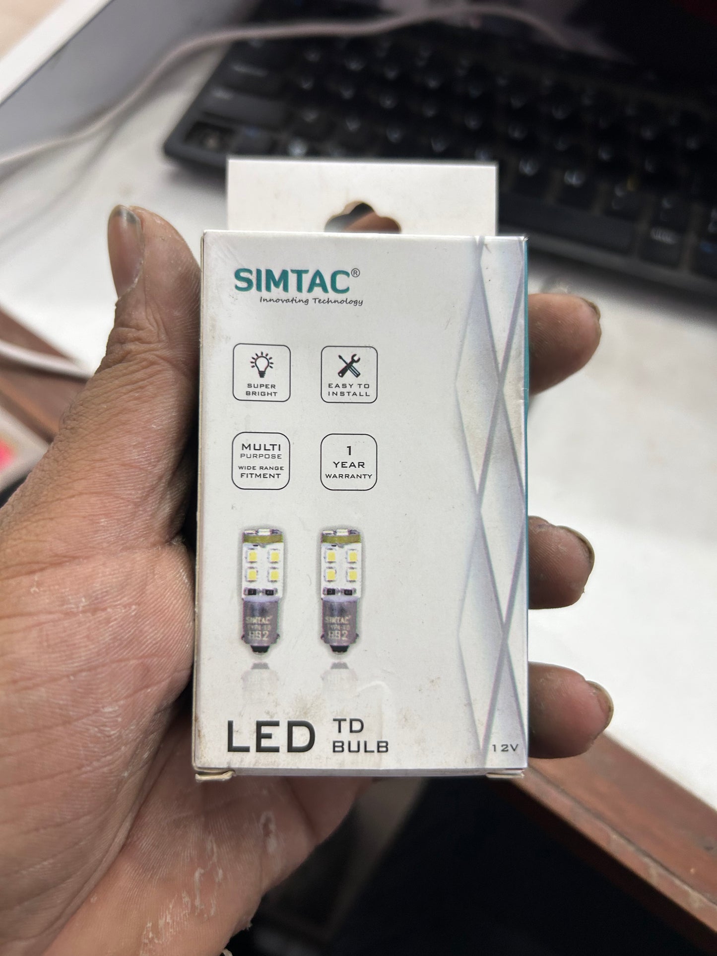 Simtac 360° LED T10 / TD Pilot & Parking Bulbs (Pack of 2, Multi-Colour) – 12V Parking / Tiger Eye / Number Plate Upgrade