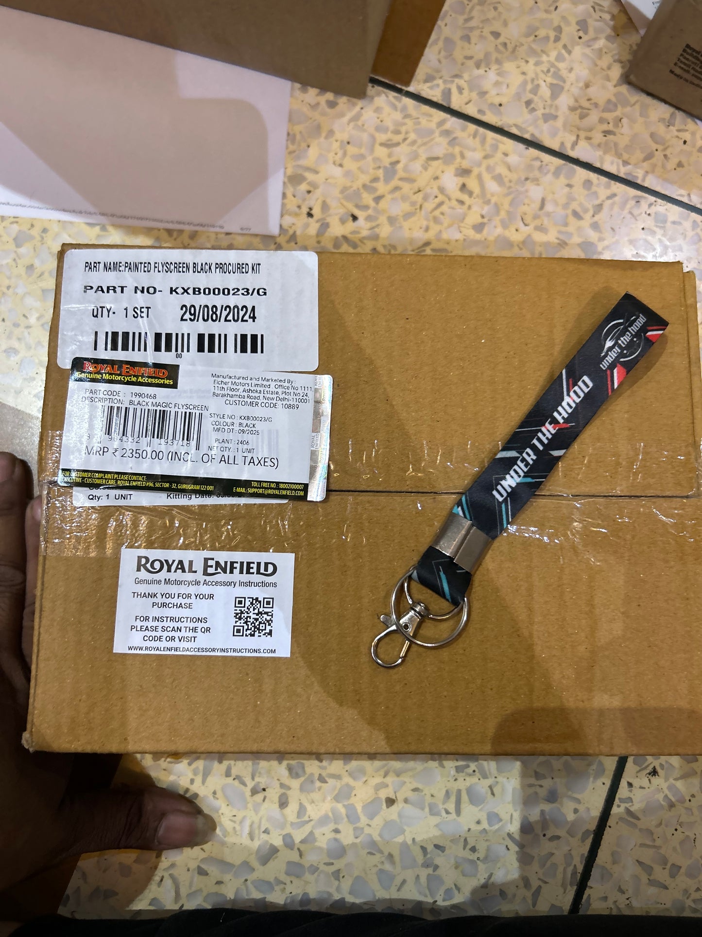 Royal Enfield Black Magic Flyscreen 1990468 — OEM Windshield for Interceptor & Continental GT 650