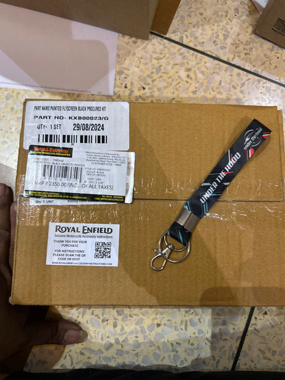 Royal Enfield Black Magic Flyscreen 1990468 — OEM Windshield for Interceptor & Continental GT 650