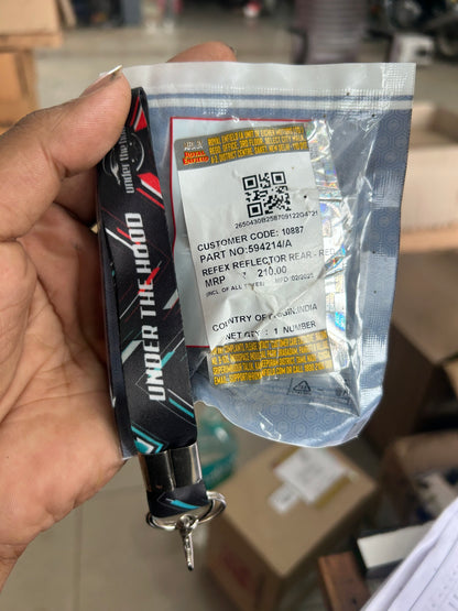 Royal Enfield 594214/A – Rear Reflex Reflector (Red) | OEM for Hunter 350 & Thunderbird 350