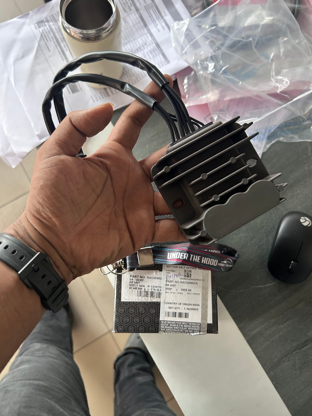 Royal Enfield RAC00982/A – RR Unit (Regulator Rectifier, Besmak Make, 5-Wire) for Classic 350 (Early J-Series) & Meteor 350 (2020–2021)