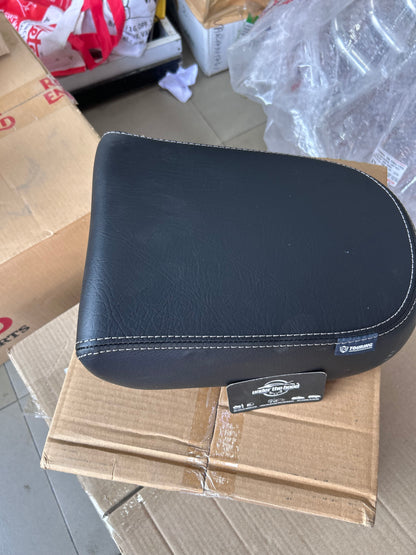 Black Touring Passenger Seat for Meteor 350 – Genuine Royal Enfield KXA00067