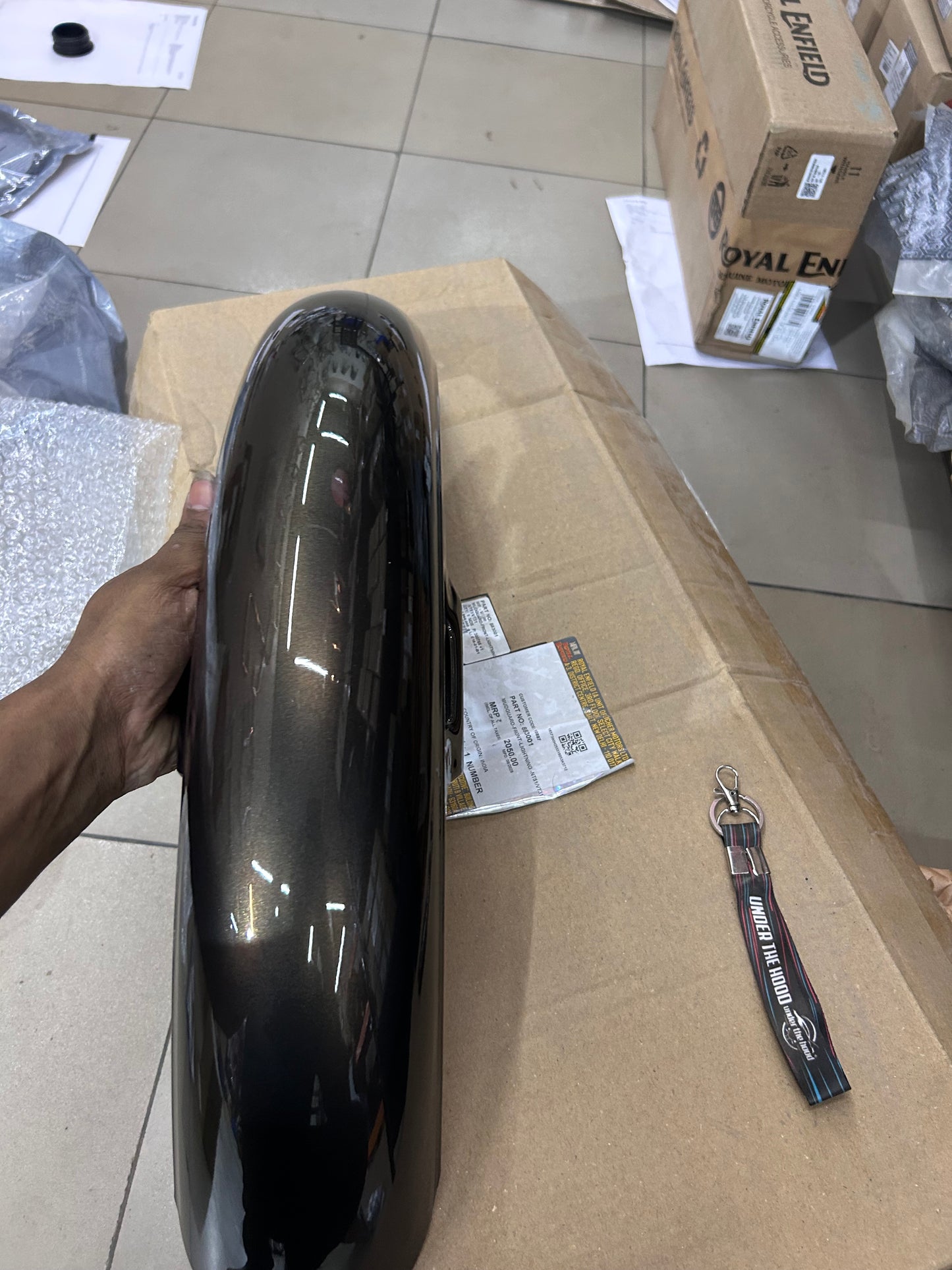 Royal Enfield Thunderbird 350 / Thunderbird 500 Front Mudguard Assembly “Lightning” (NT51/VT31) – Genuine OEM 883001