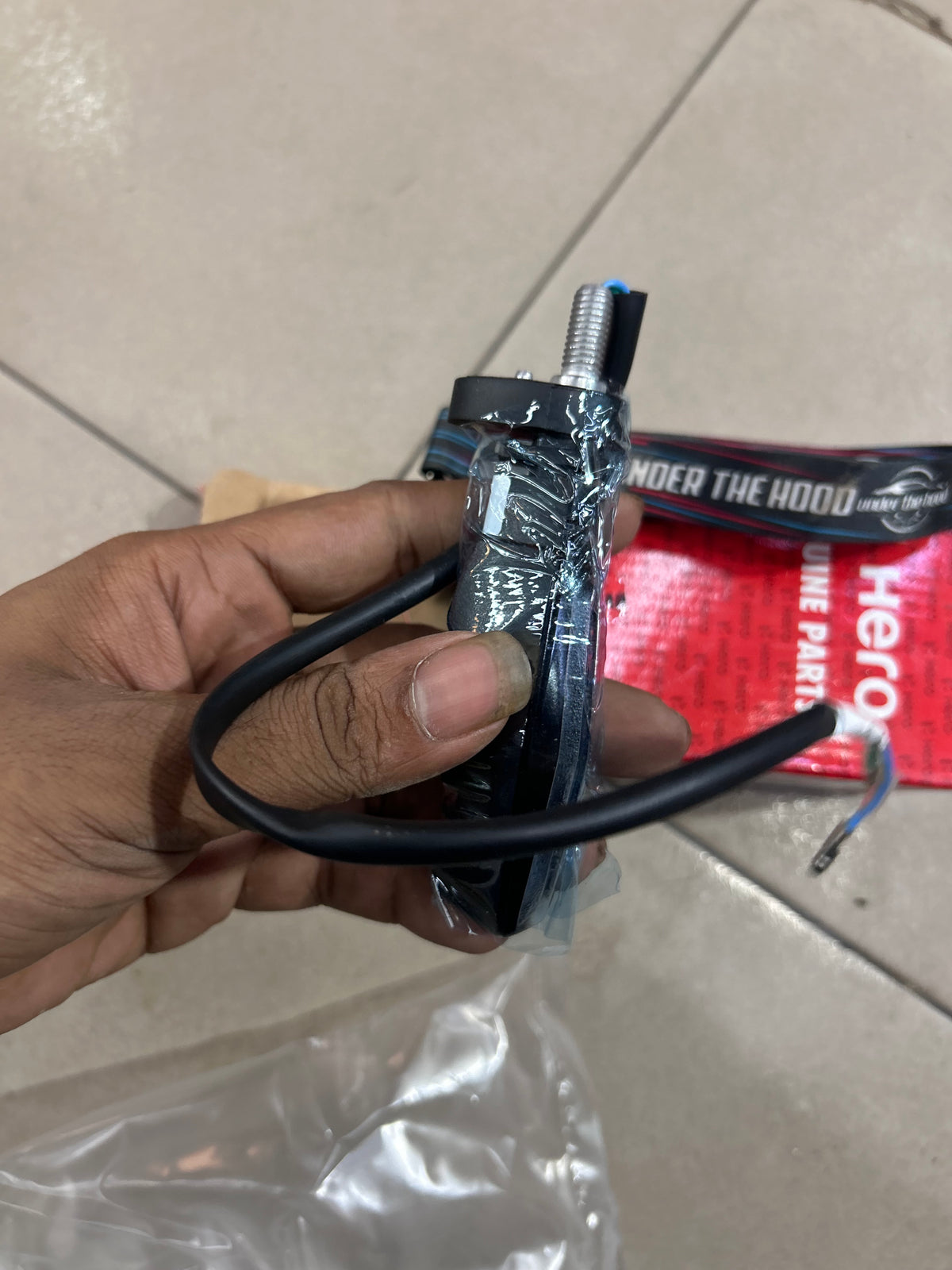 Hero Xtreme 125 XTEC2 Front Right LED Indicator Winker Assembly | ADJSA8C000000GS