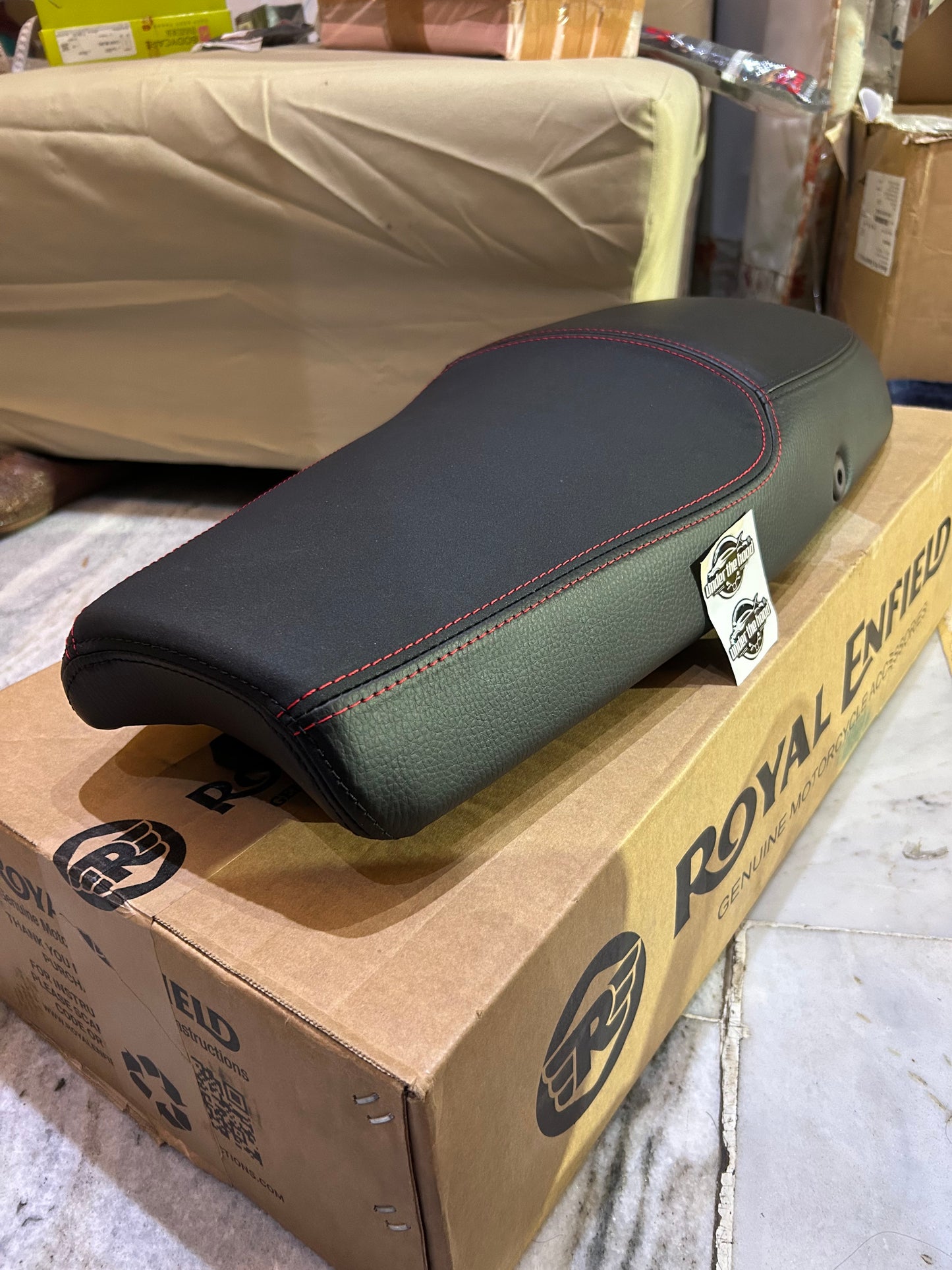 Royal Enfield 1990489 – Black Premium Touring Dual Seat for Continental GT 650 – Genuine GMA Comfort Seat