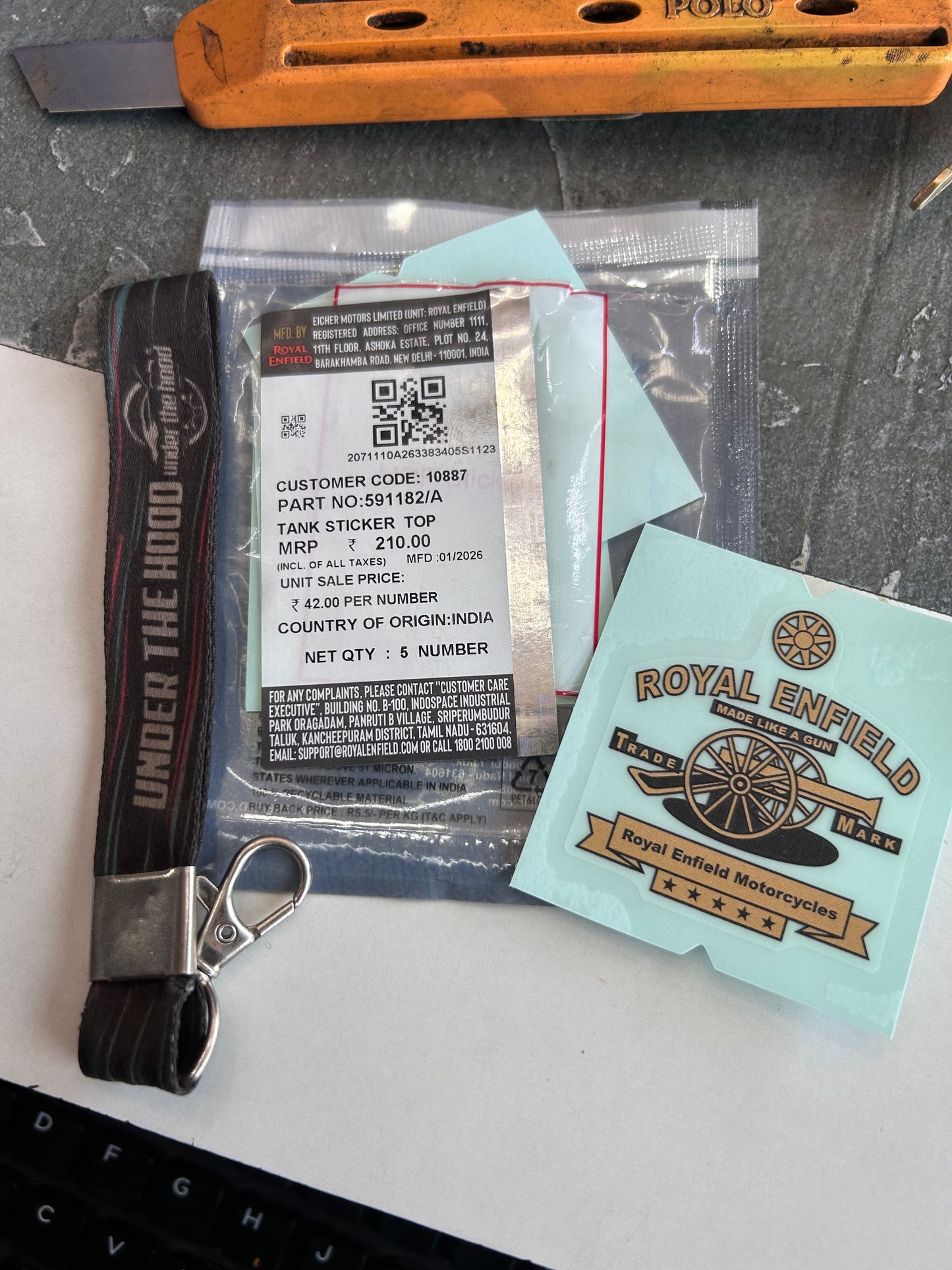Fuel Tank Sticker Top (Decal) for Royal Enfield Classic 500 EFI / Classic 500 Euro 3 – 591182/A (Tank Sticker TOP)