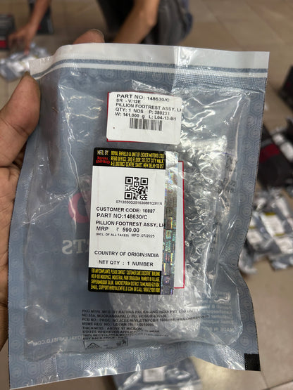 Royal Enfield 148630/B – LH Pillion Footrest Assembly for Interceptor 650 / GT 650