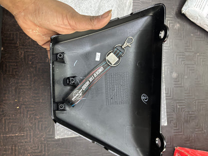 Royal Enfield 1030065/C – Interceptor 650 RH Side Panel Assembly (Right Side Cover) | Genuine OEM
