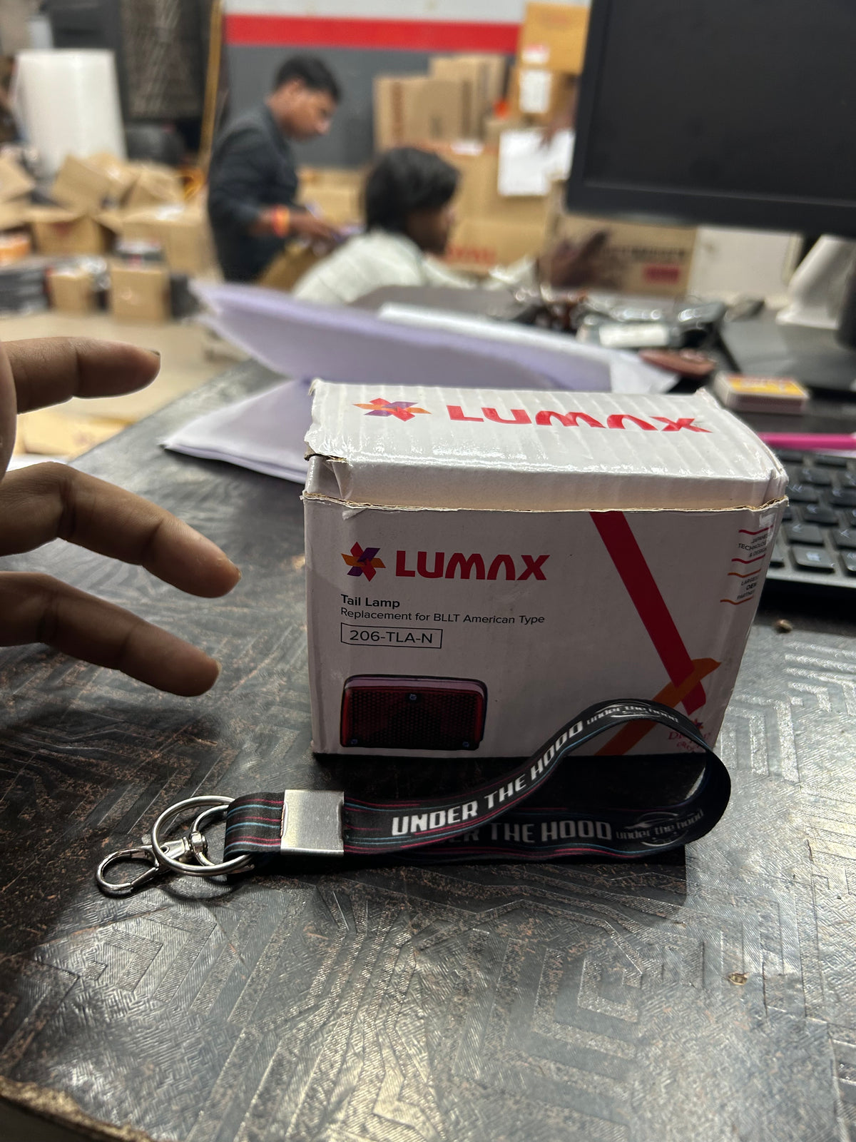 Lumax American Type Retro Tail Light for Royal Enfield Bullet 350 – Old School Square Backlight | 206-TLA-N