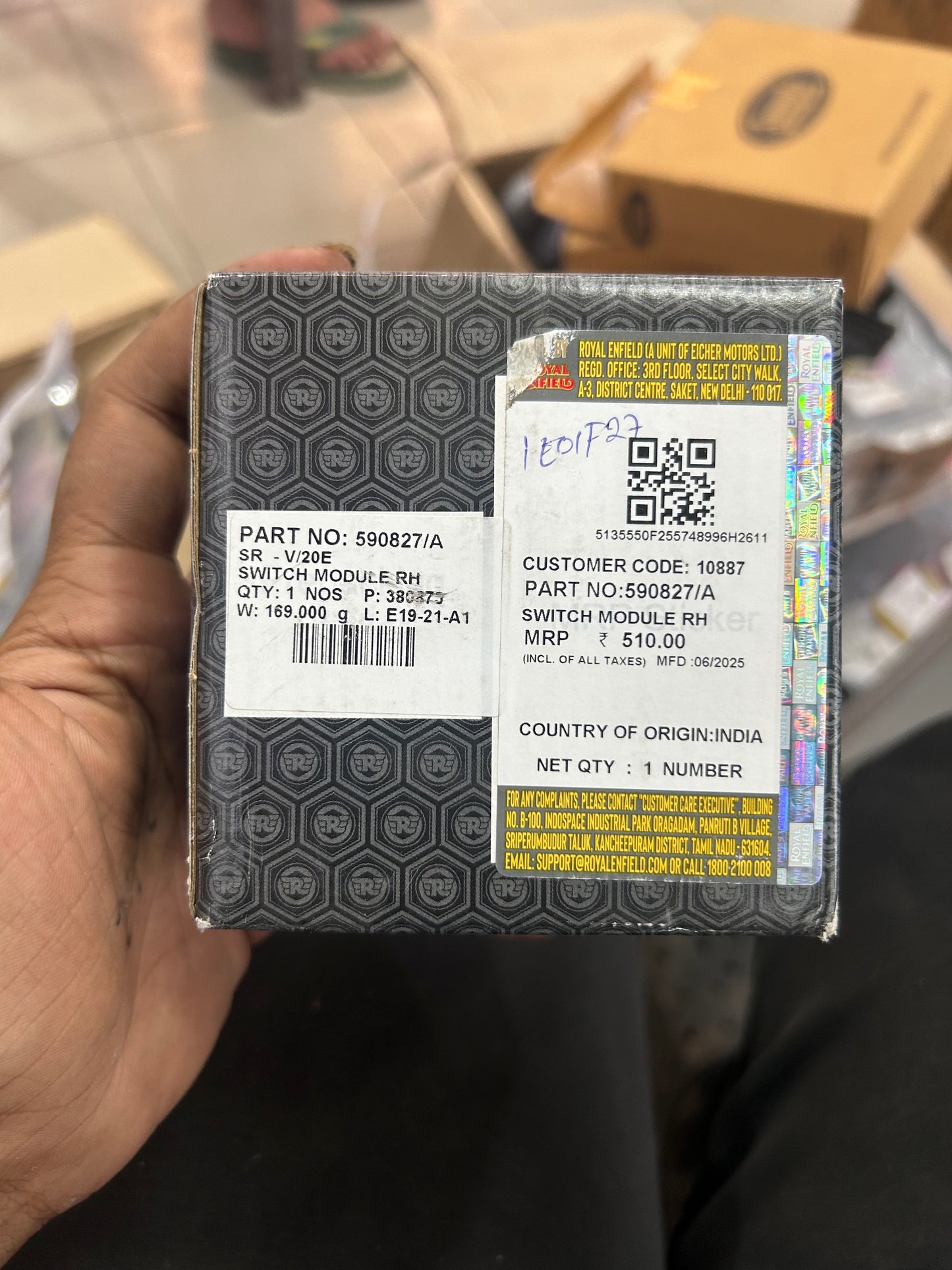 Royal Enfield 590827/A – RH Switch Module for Classic 350, Bullet 350, Thunderbird 350, Interceptor 650 & GT 650 (BSIV & BS6)