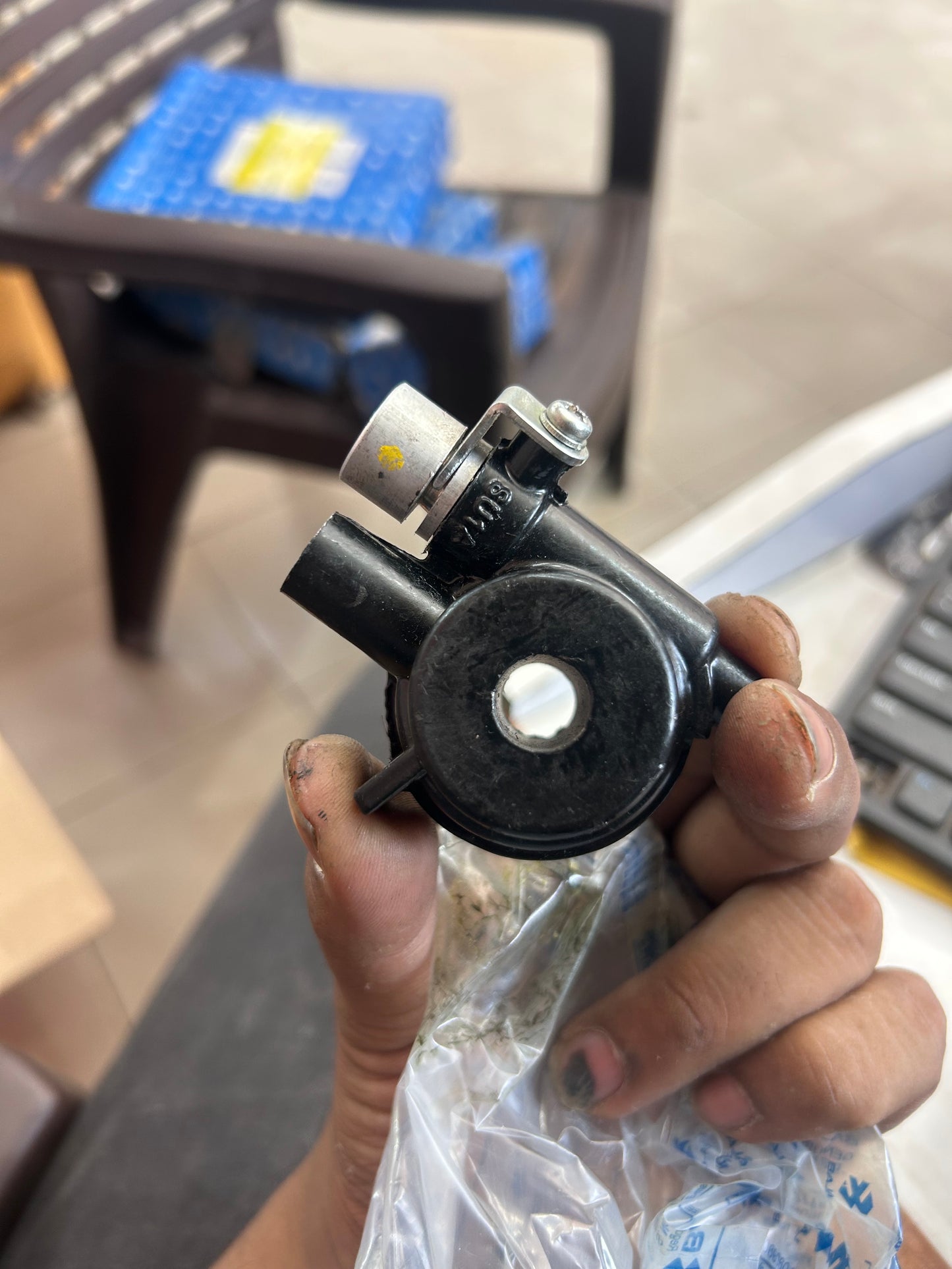 JZ131601 – Genuine Case Meter Assembly for Bajaj Discover Series