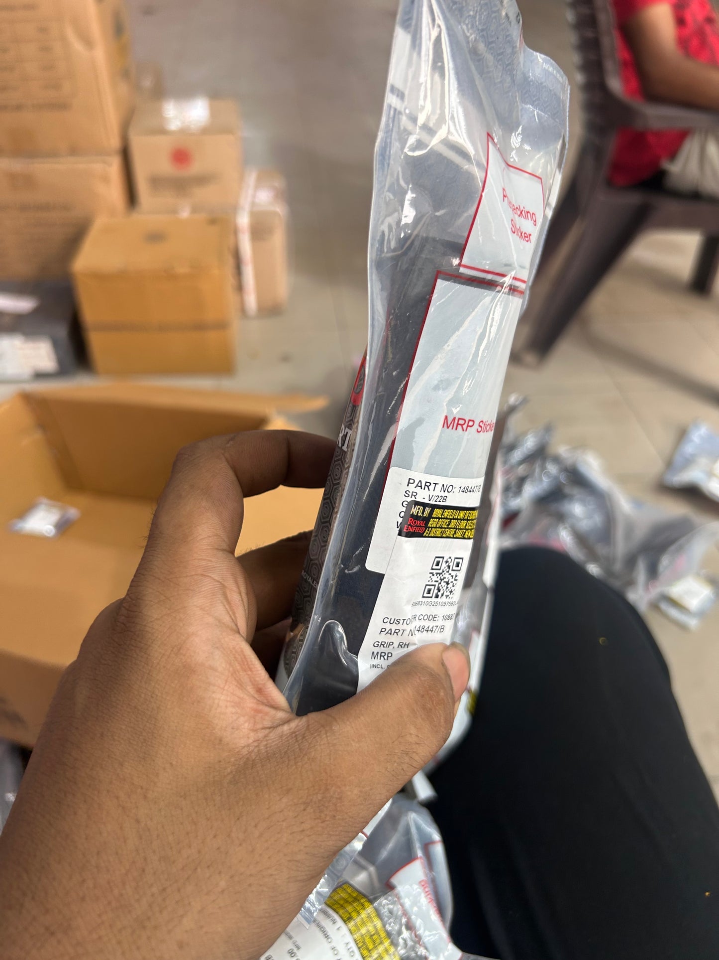 148447/B - Genuine Royal Enfield Right Side Throttle Grip for Interceptor 650 & Continental GT 650 (OEM)