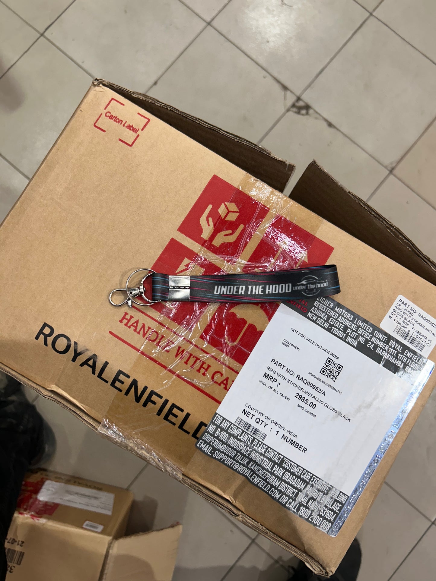 Royal Enfield RAQ00952/A Rear Mudguard with Sticker – Metallic Gloss Black – Bullet 350 Standard Black (J-Series BS6) – Genuine OEM