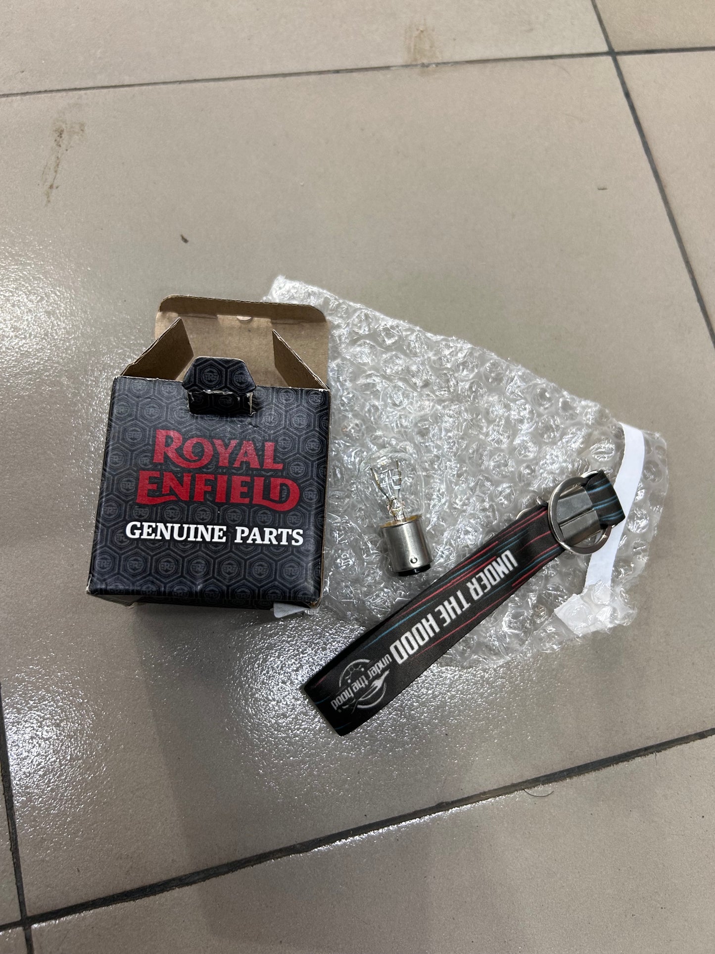 Royal Enfield RAN00217/A – Tail & Brake Light Bulb 12V P21/5W – Genuine OEM for All New Classic 350 (J-Series)
