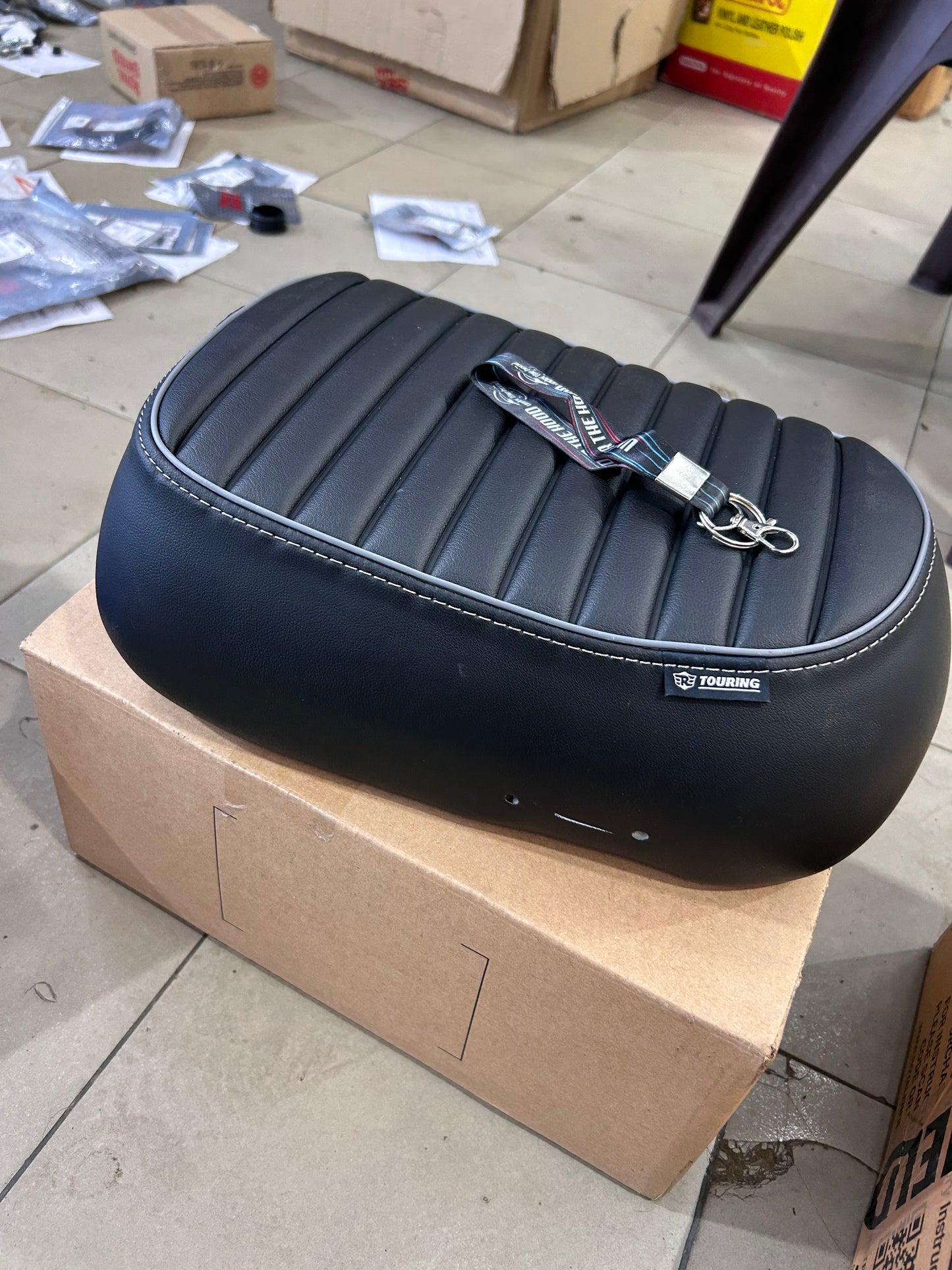 Royal Enfield Classic 350 Reborn Black Touring Passenger Seat KXA00071