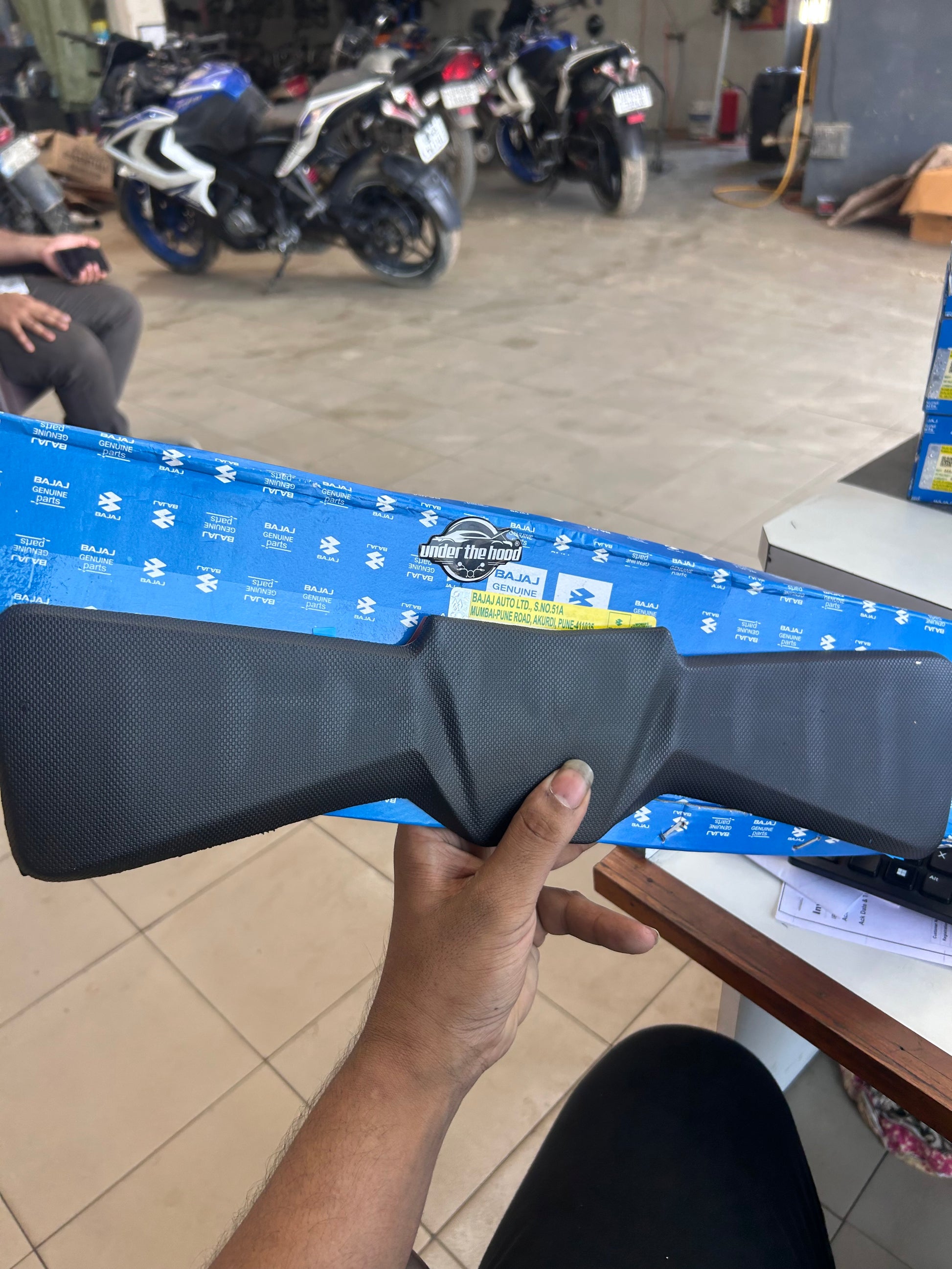 Bajaj Pulsar RS200 Foam Tank Cover DT171030 OEM