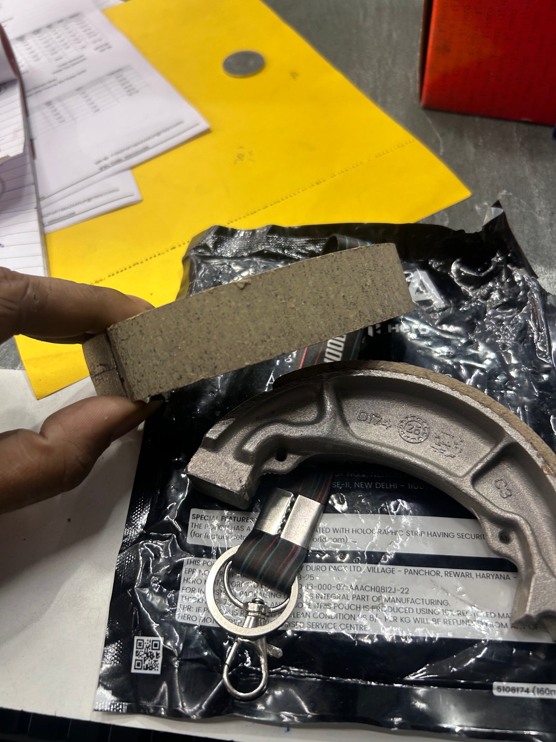 Brake shoe set for Hero Vida electric scooter VD45125AAHF0099S