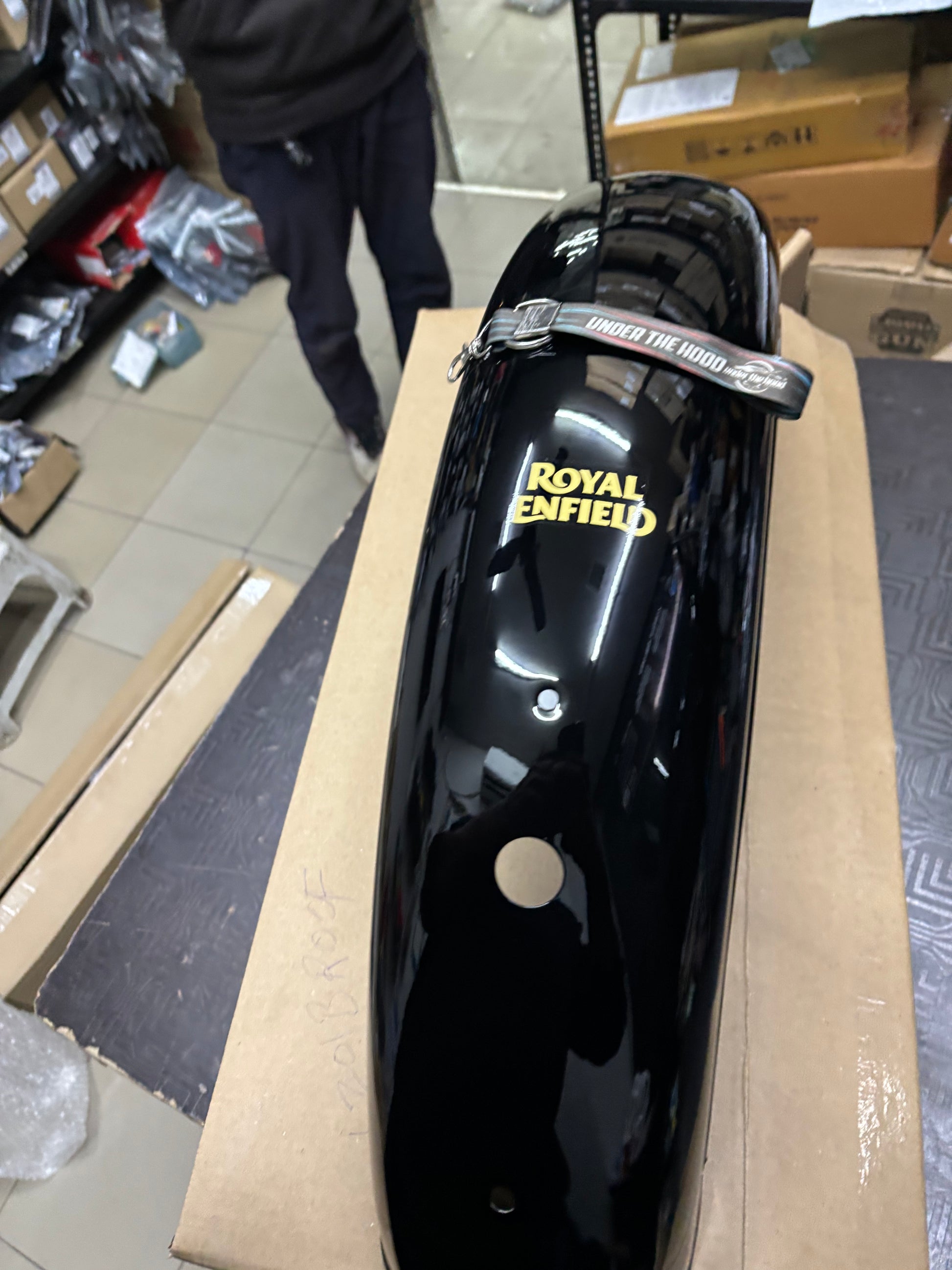 Buy Genuine Royal Enfield 866146 rear mudguard assembly (Classic Black) with sticker for Classic 350 & Classic 500 EFI. OEM fit, clean finish.