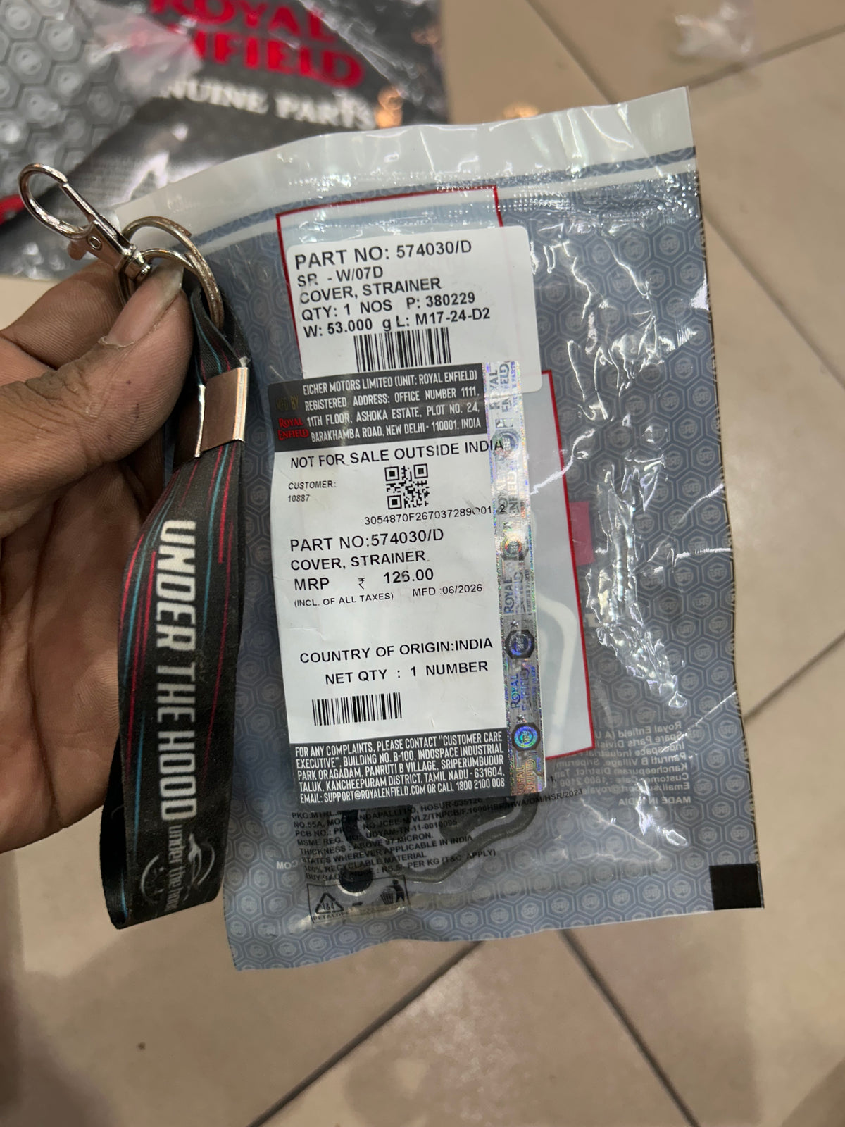Royal Enfield Himalayan 411 Oil Strainer Cover 574030/D