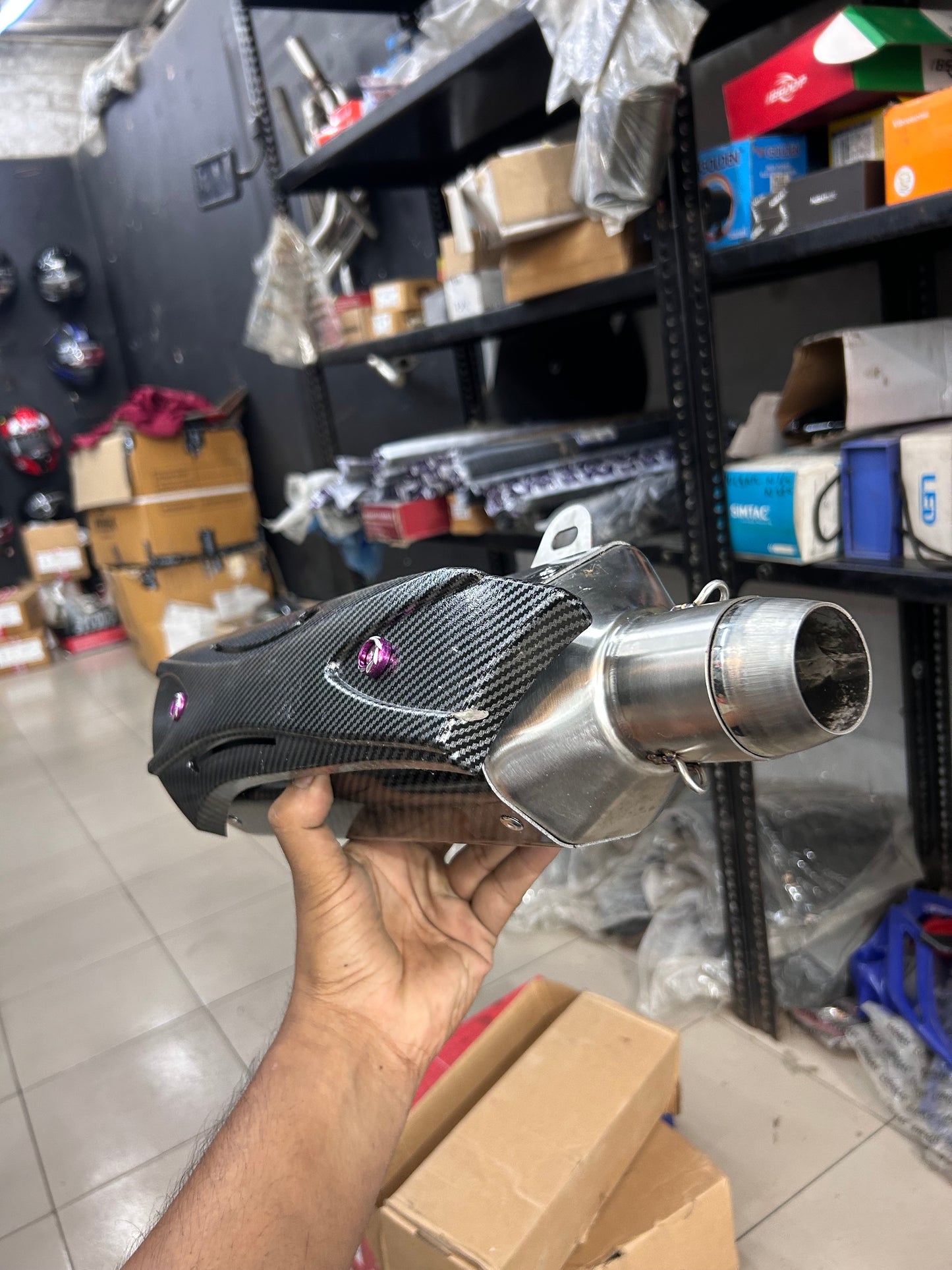 R9 Exhaust Slip-On with DB-Killer – Carbon Tip, Universal & Model-Specific Fitments