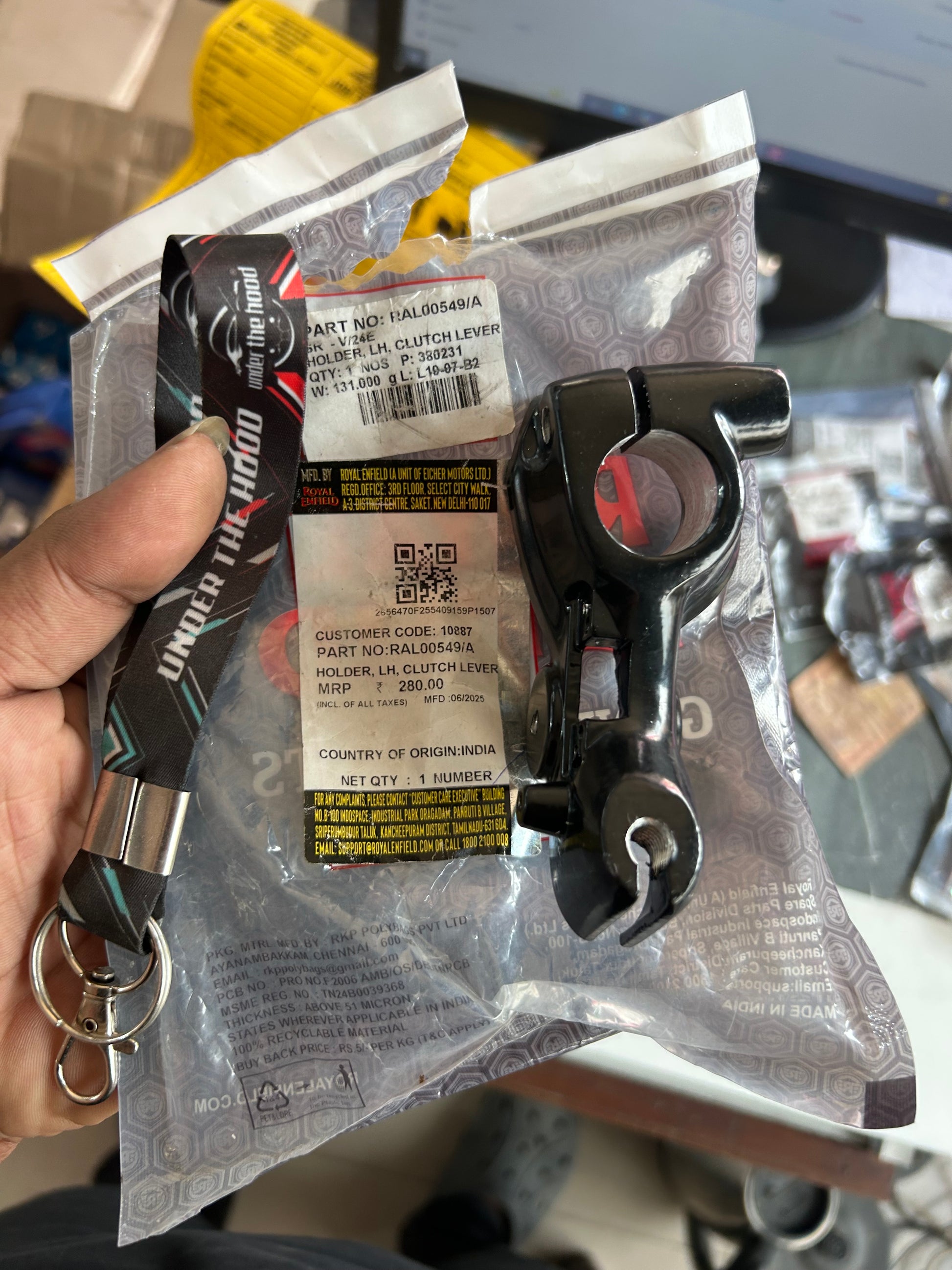 Royal Enfield RAL00549/A – LH Clutch Lever Holder for 650cc BS6 Models