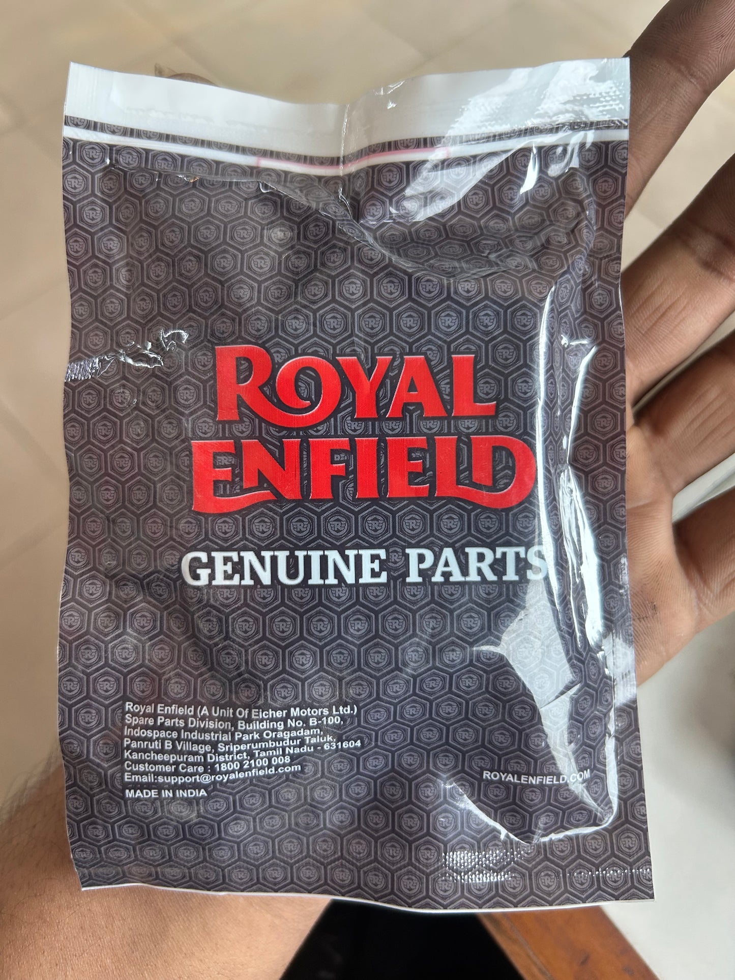 Royal Enfield RAE00004/C – Genuine Rubber Brake Pedal Pad | Fits Meteor 350, Super Meteor