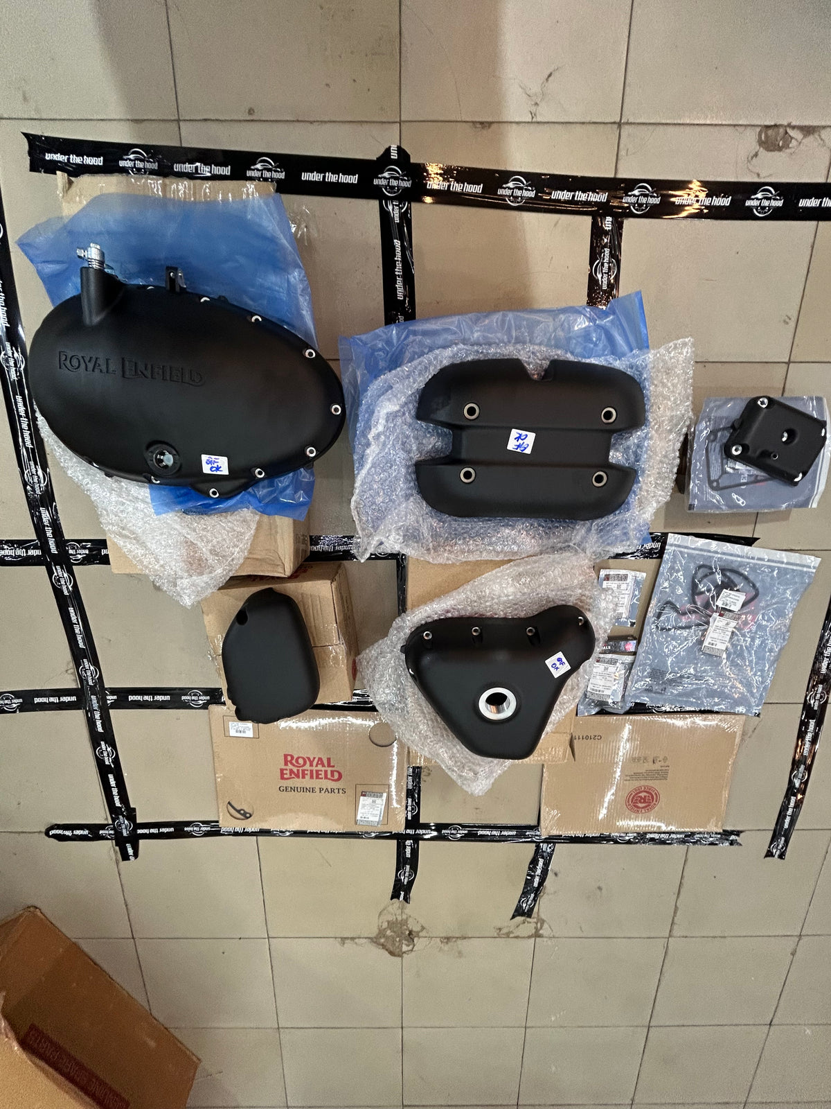 Royal Enfield Interceptor 650 & Continental GT 650 Black Engine Cover Conversion Kit