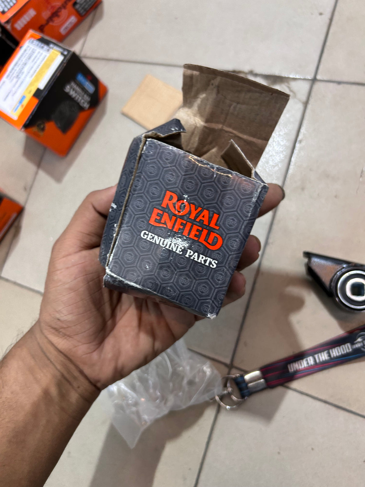 Royal Enfield Classic 350 UCE & Classic 500 EFI Genuine Rider Seat Silent Block | 591593/C