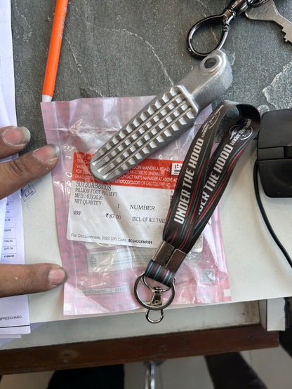Hero Genuine Pillion Foot Peg Left for Xtreme 125, Xtreme 160 & Karizma – 50730ABZ000S