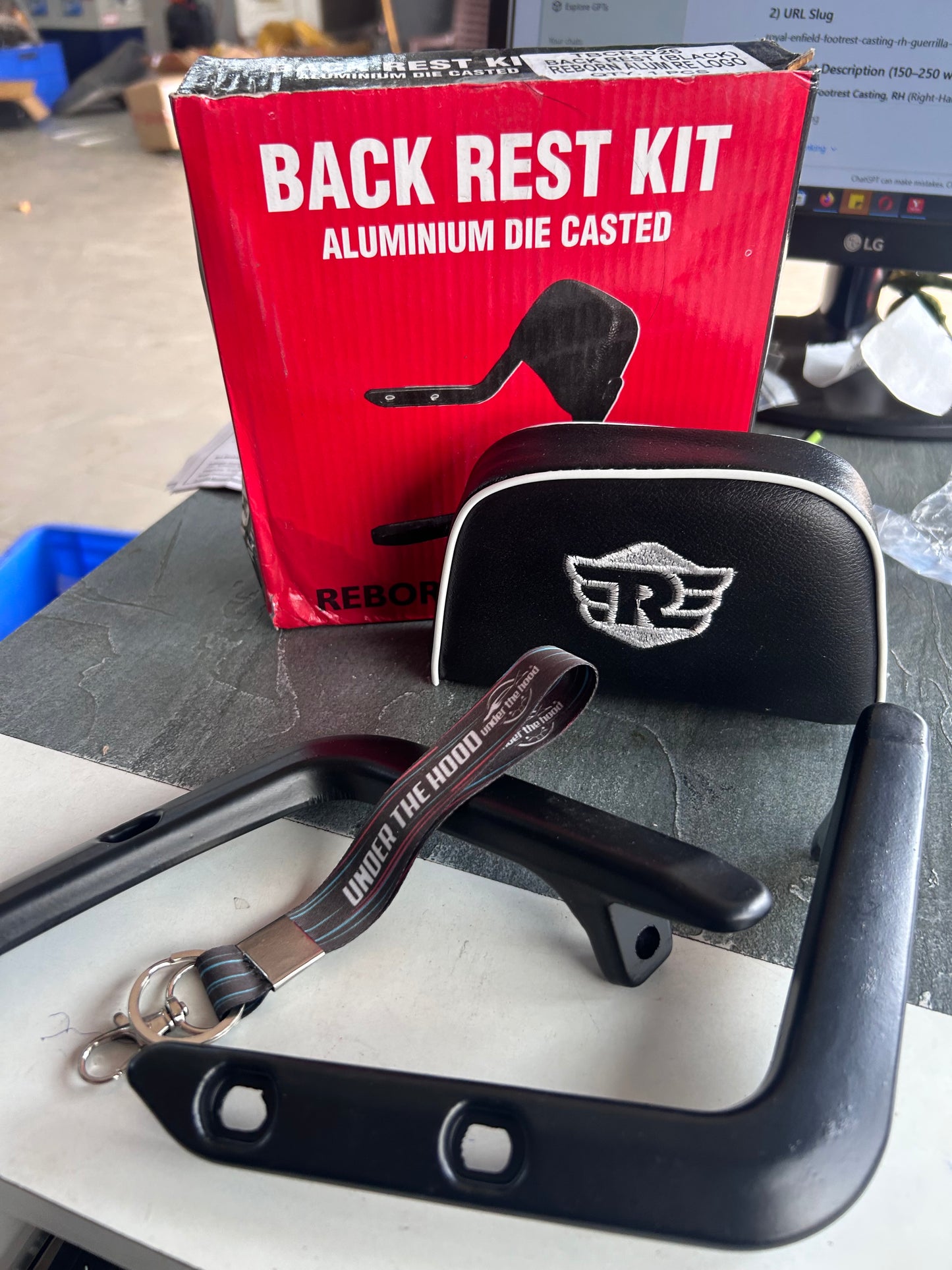 Replica Passenger Backrest for Classic 350 Reborn, Electra & Standard UCE – Comfortable Pillion Support