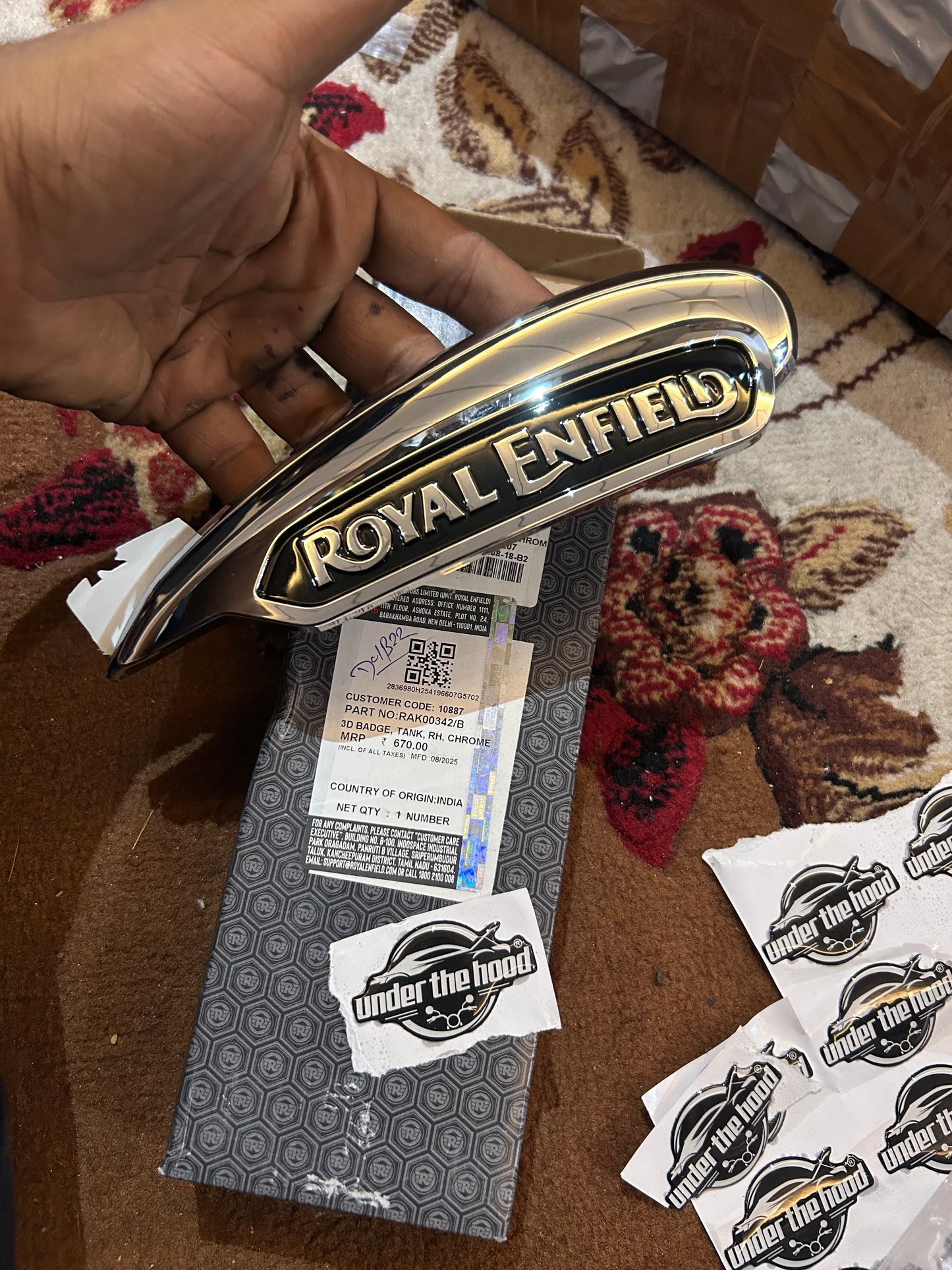 Royal Enfield RAK00342/B – 3D Tank Badge (RH, Chrome) for Meteor 350 (J-Series, BS6/Euro 5) – Genuine OEM