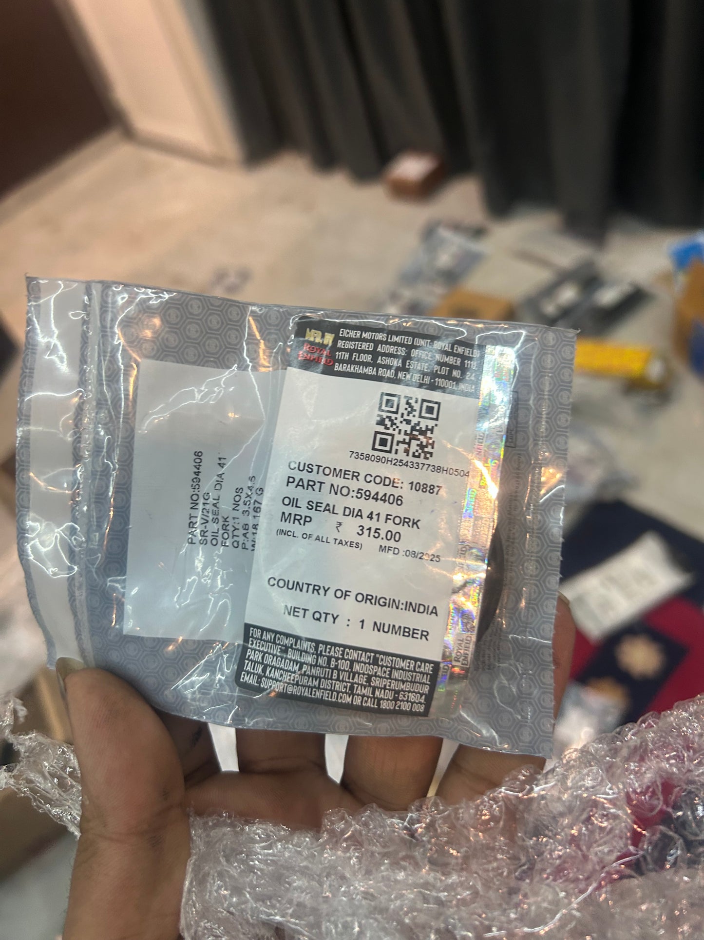 Royal Enfield  594406 Fork Oil Seal Ø41 mm – OEM Seal for Interceptor 650, Continental GT 650, Himalayan & Thunderbird UCE