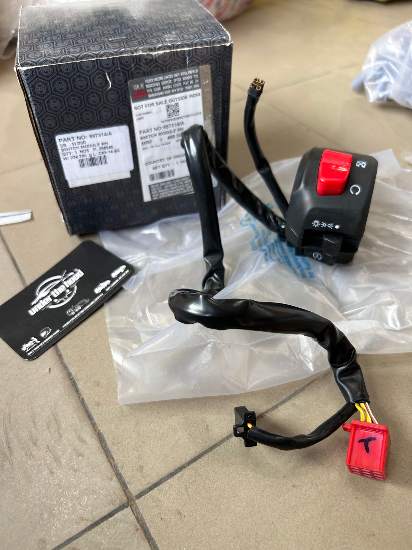 Royal Enfield Handlebar Switch Module RH (Right) – Himalayan 411 / BS3 – Part No. 587314/A (OEM)