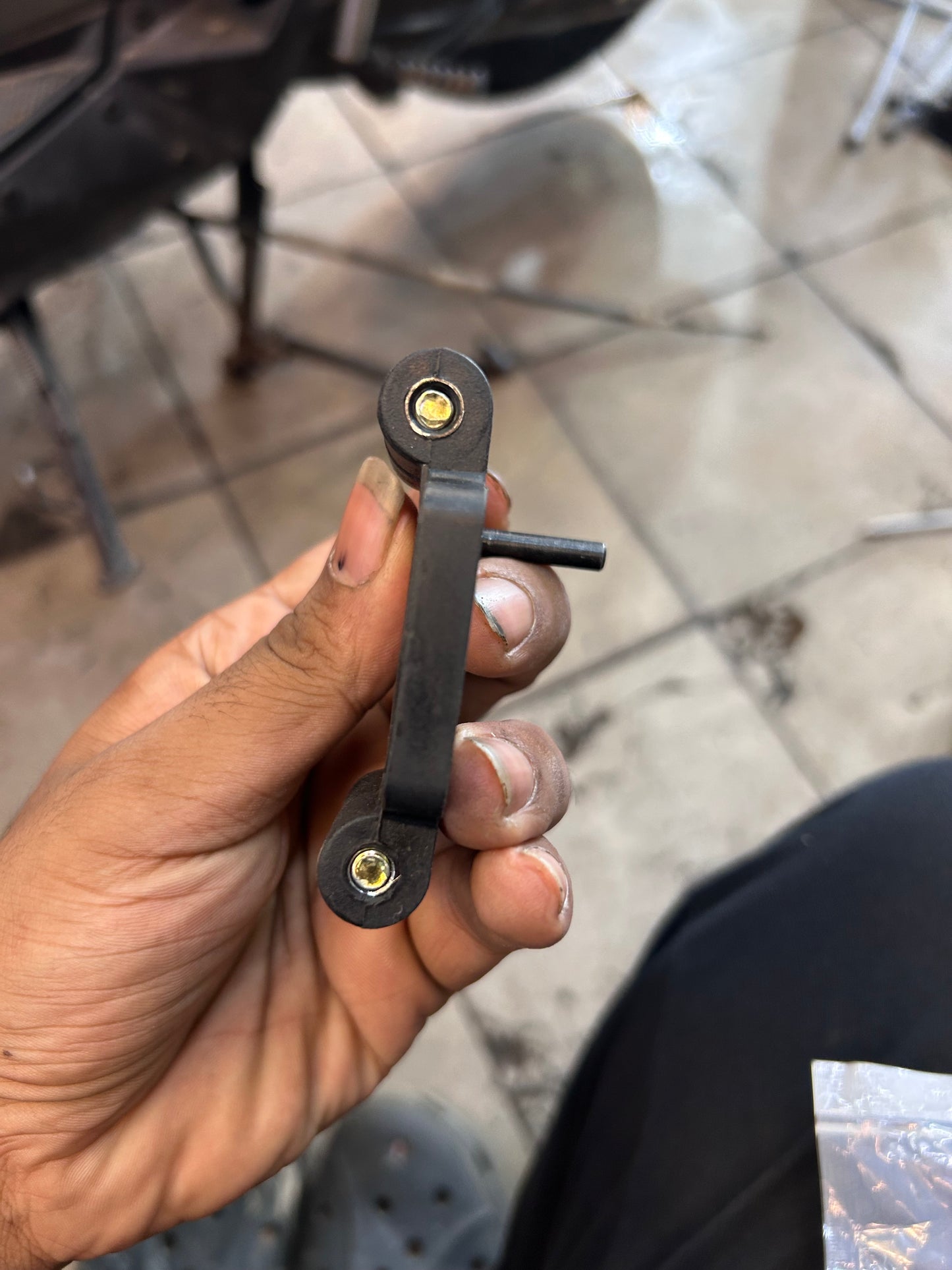 Rear Chain Pad Assembly – Royal Enfield 570547/C (Genuine OEM)