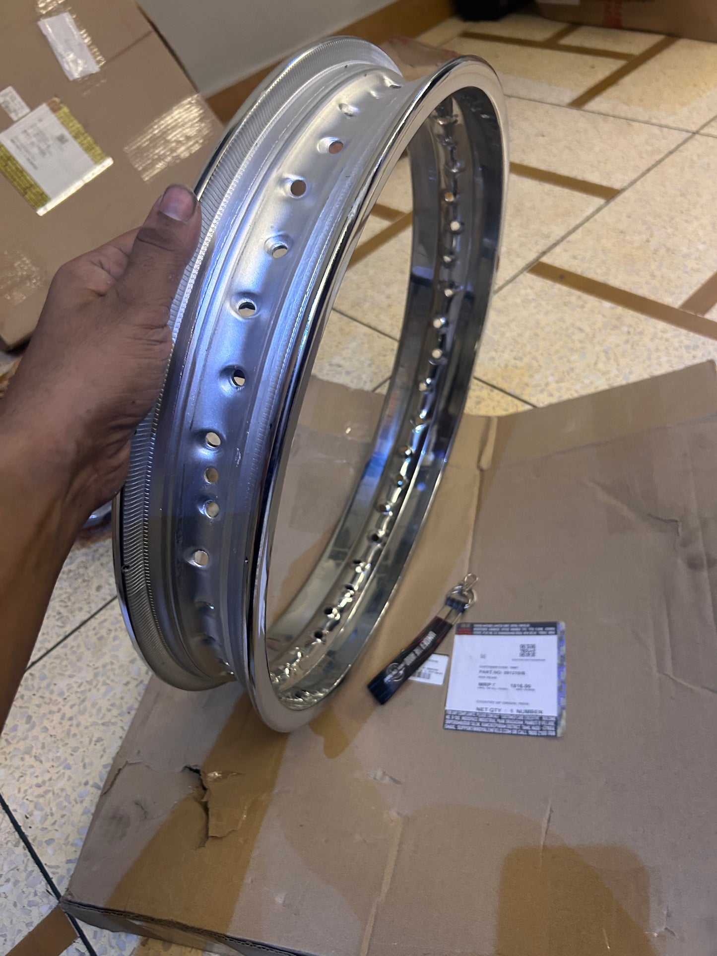 Royal Enfield Genuine Rear Wheel Rim WM4 x 18 (Spoke Wheel Rim) for Classic 500 / Bullet 500 EFI Euro 4 – 591210/A