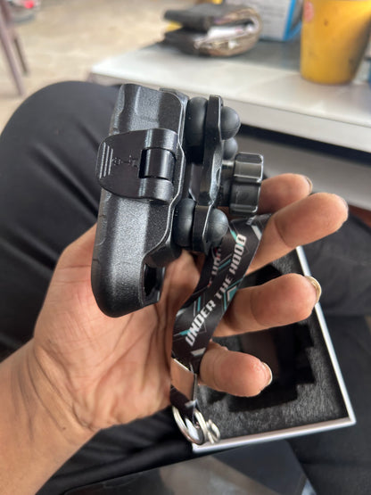LIU HJG Aluminum Alloy Motorcycle Mobile Holder – With & Without Fast Charging (7578 / 7579)