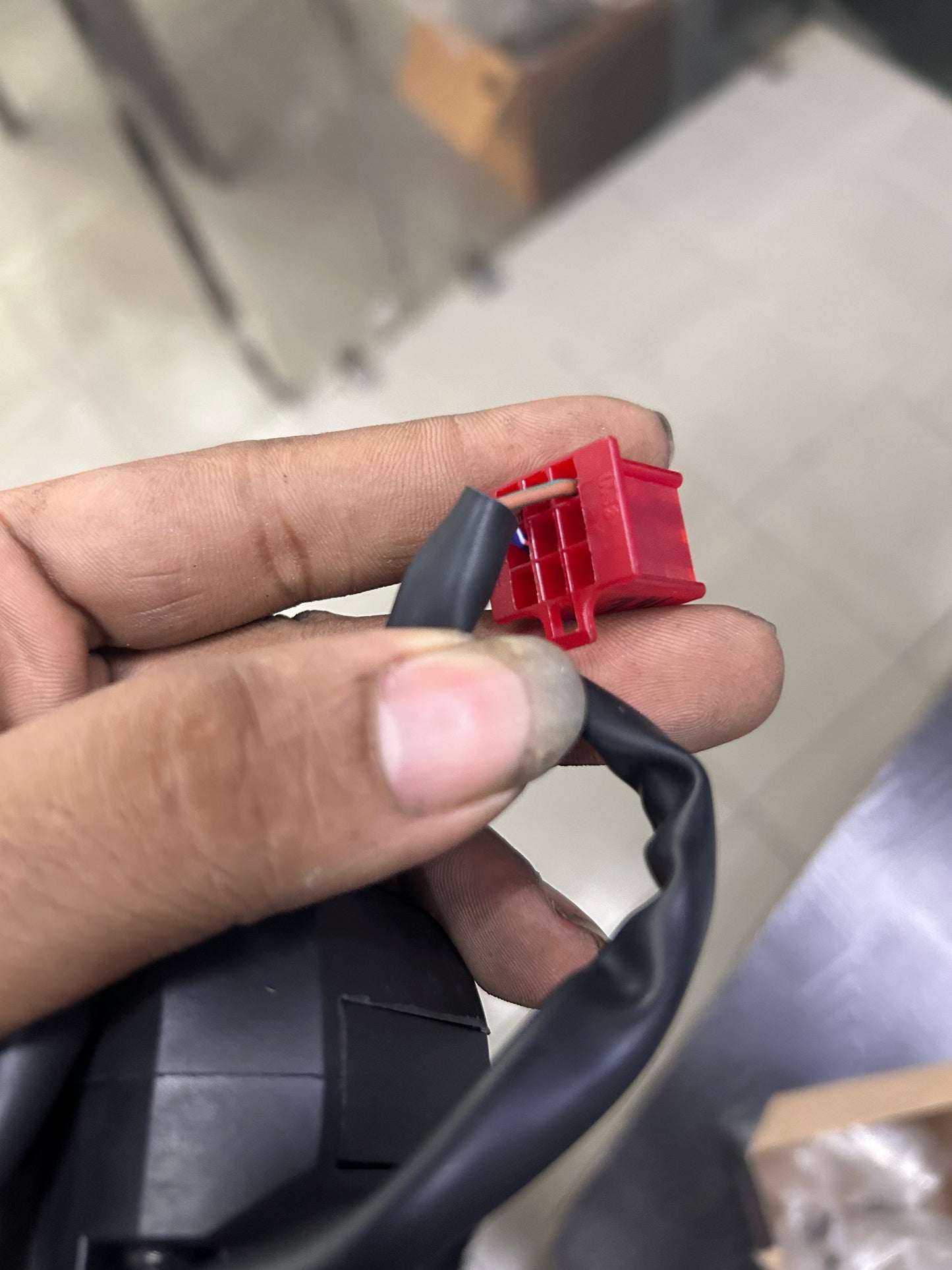 Royal Enfield 1040429/A – Right-Hand Switch Module (RH) | OEM for Bullet 350/500, Bullet Trials 350/500, Classic 350 (BSIII/BSIV/BSVI), Thunderbird X 350 (BSIV)