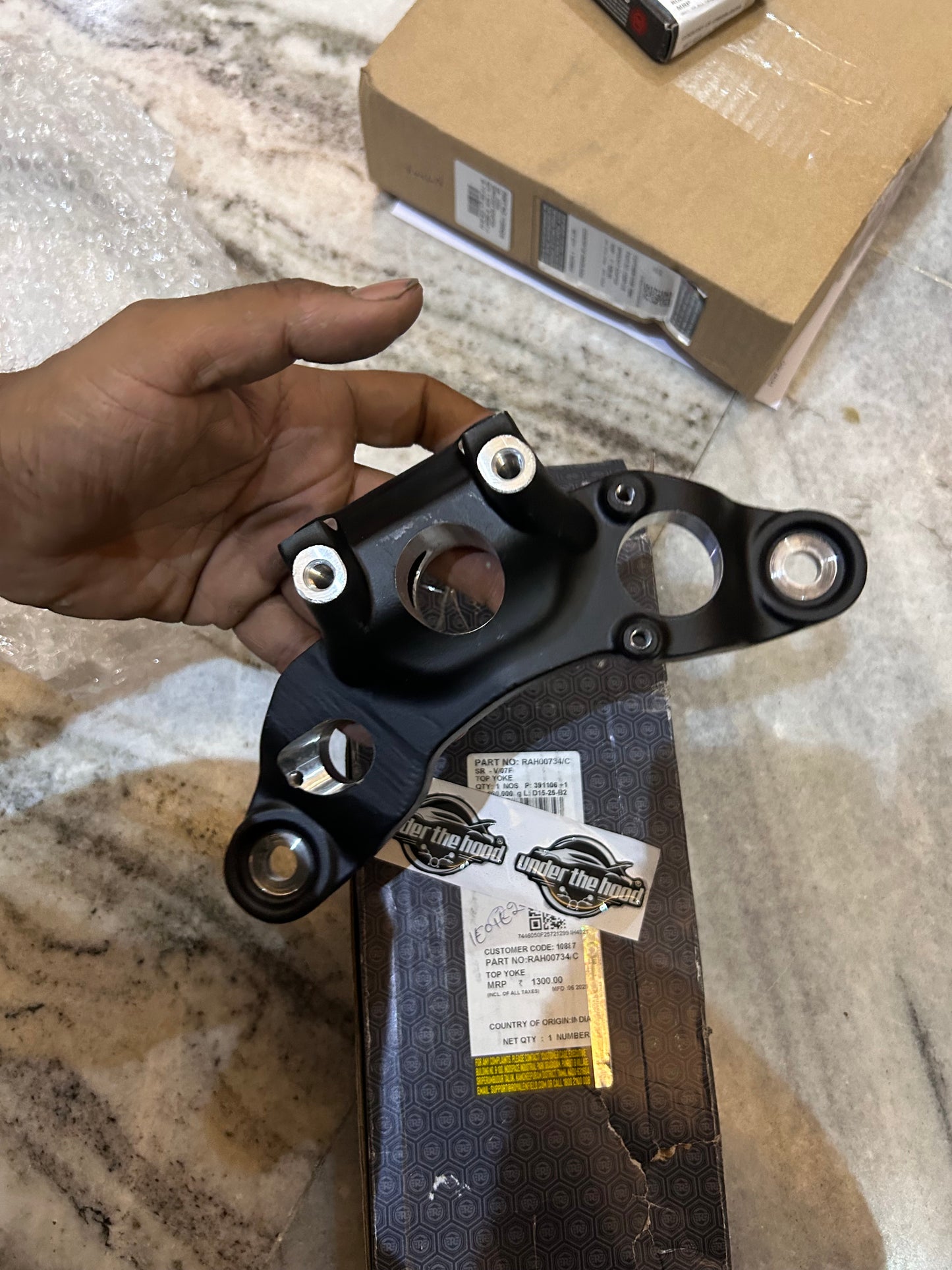 Royal Enfield RAH00734/C – Top Yoke (J-Series) | Fits New Classic 350 Reborn & New Bullet 350