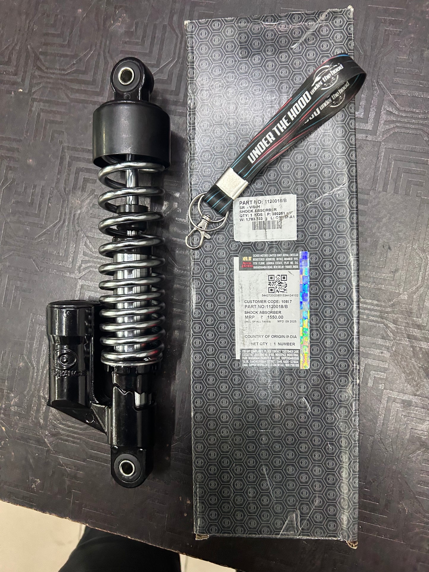 Royal Enfield 1120018/B Rear Shock Absorber – Classic 350 ABS & Classic 500 Disc / Stealth Black (Euro IV / BS4) – Genuine OEM