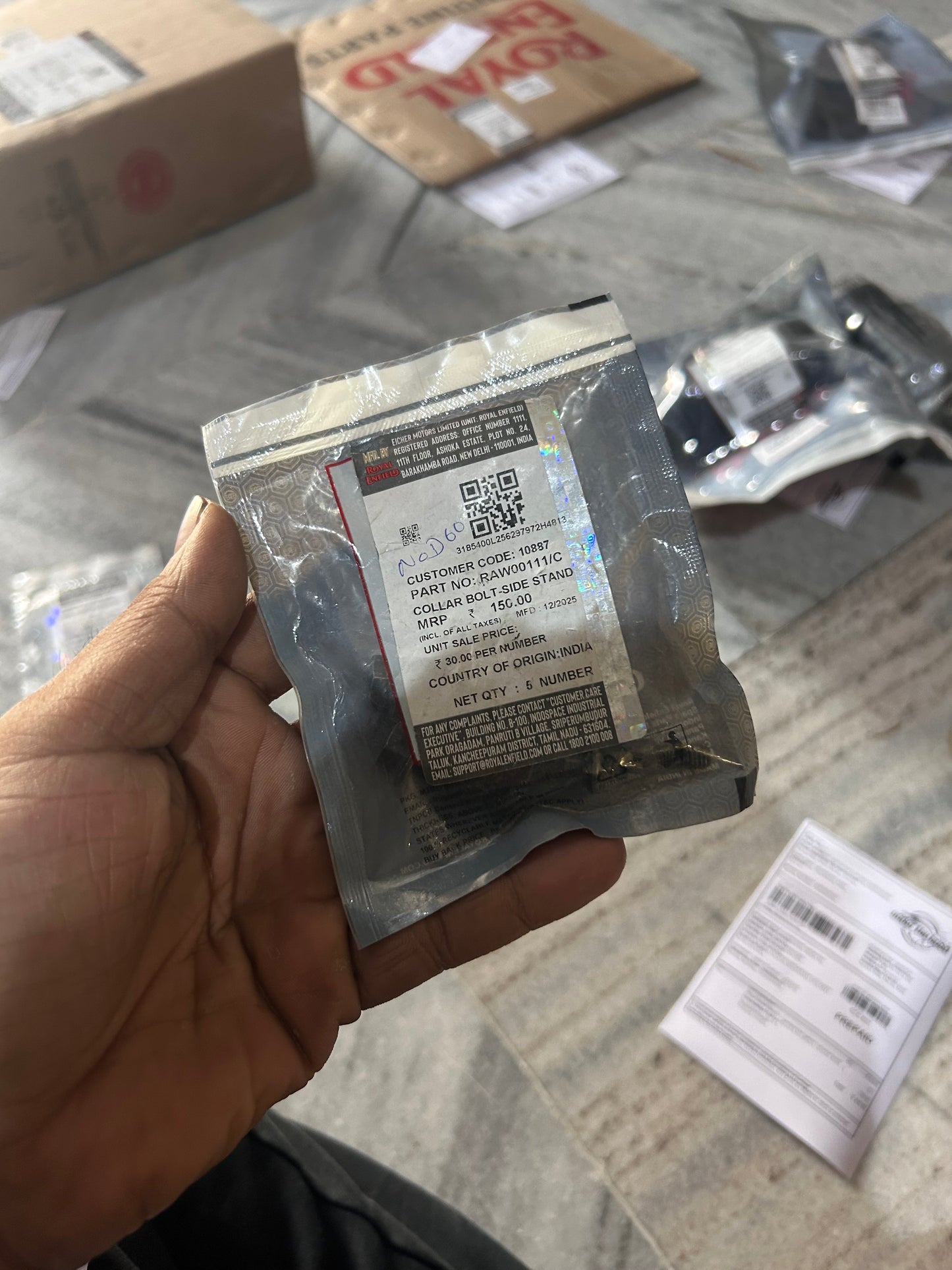 Royal Enfield RAW00111/C – Side Stand Switch Collar Bolt | OEM for Meteor 350, Classic 350 Reborn & New Bullet 350 (J-Series)