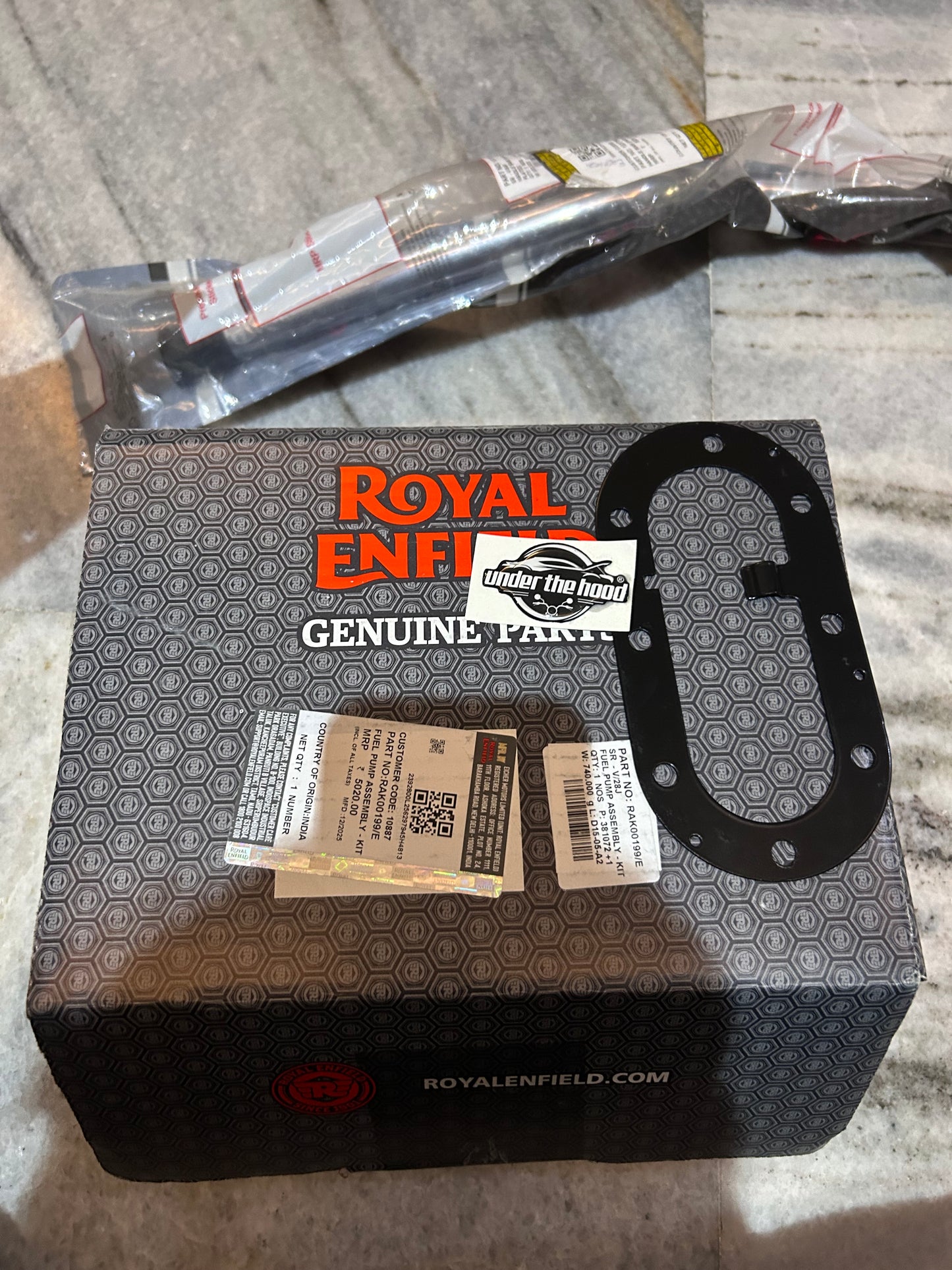 Royal Enfield RAK00199/E – Fuel Pump Assembly Kit OEM for Classic 350 ABS BS6 & compatible 350 models