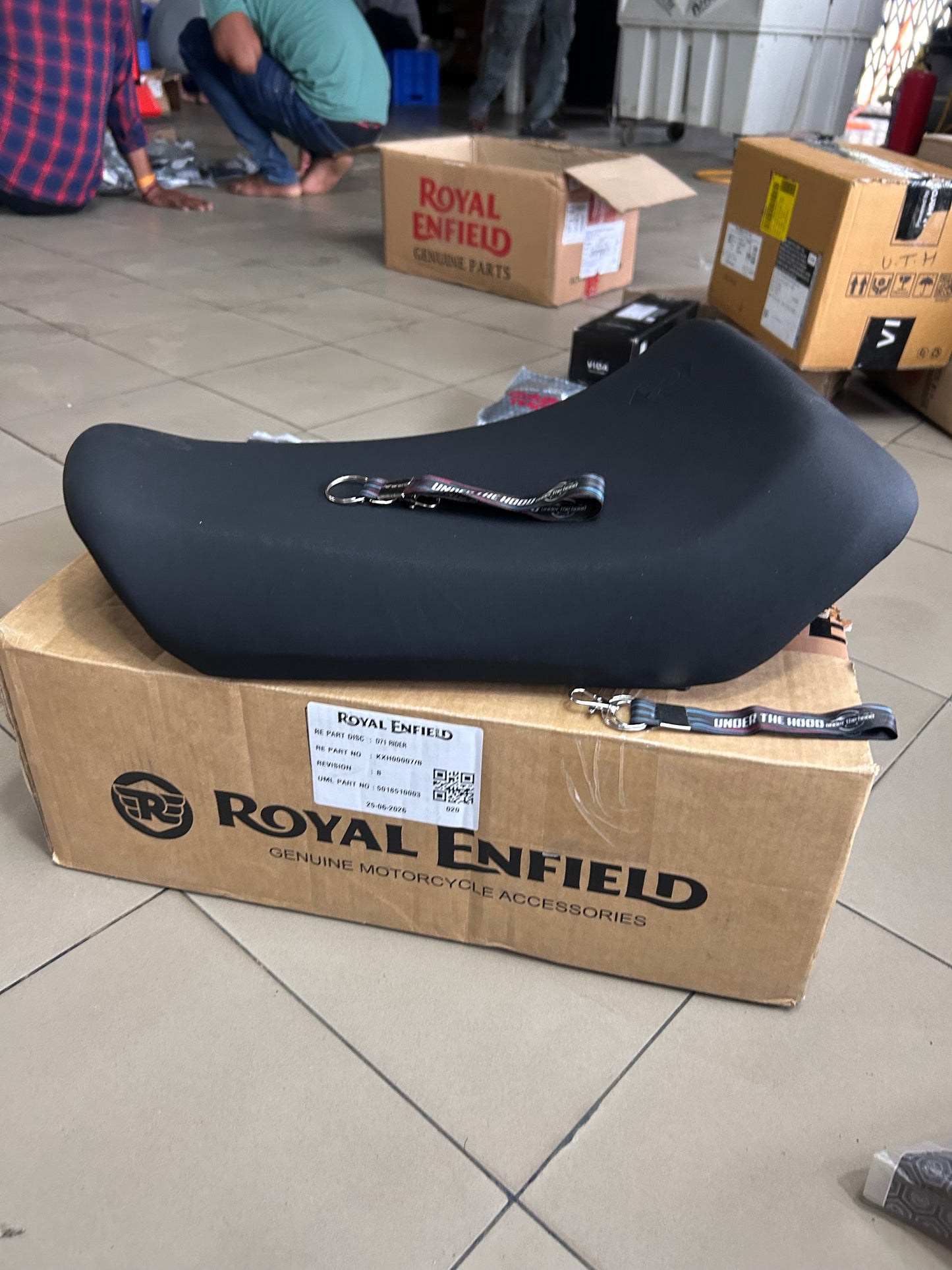 Royal Enfield Himalayan 411 Black Touring Rider Seat 1990208