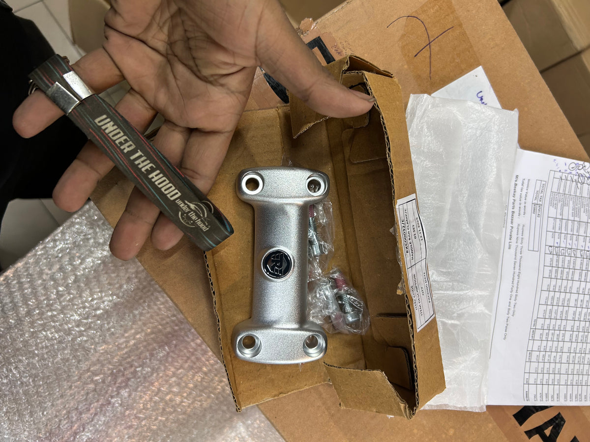 Royal Enfield Super Meteor 650 Silver Handlebar Clamp KXA00220 | Genuine OEM
