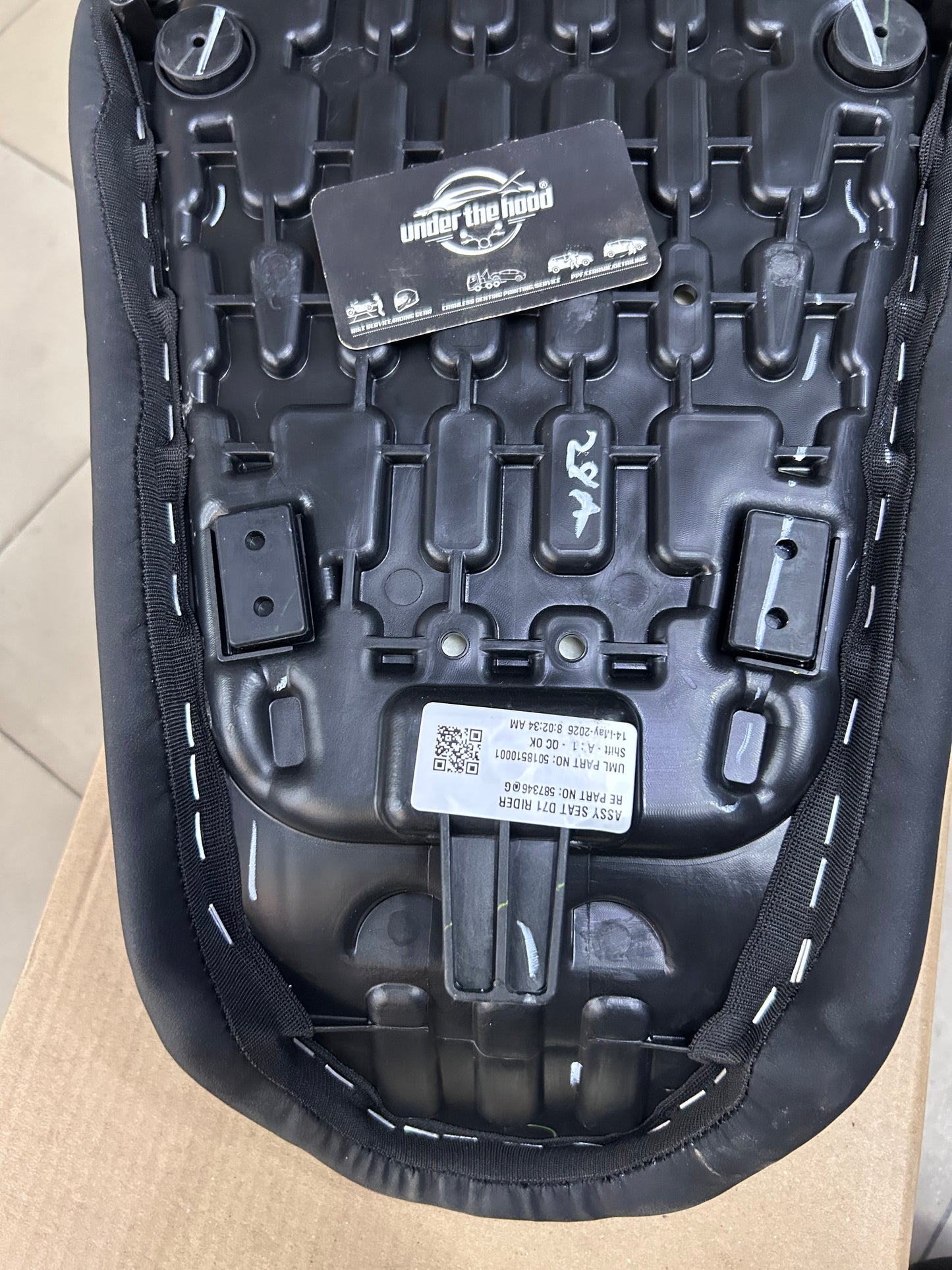 Royal Enfield Rider Seat Assembly 587346/G for Himalayan 410 / Himalayan 411