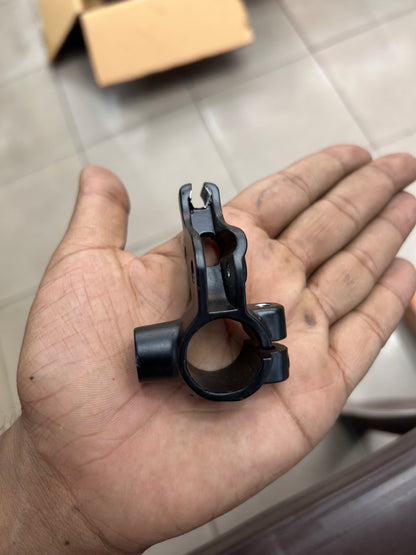 Royal Enfield Front Brake Lever Bracket (143348) – OEM for Drum Brake Models (Bullet, Classic, Electra, Machismo, Deluxe & Campus)