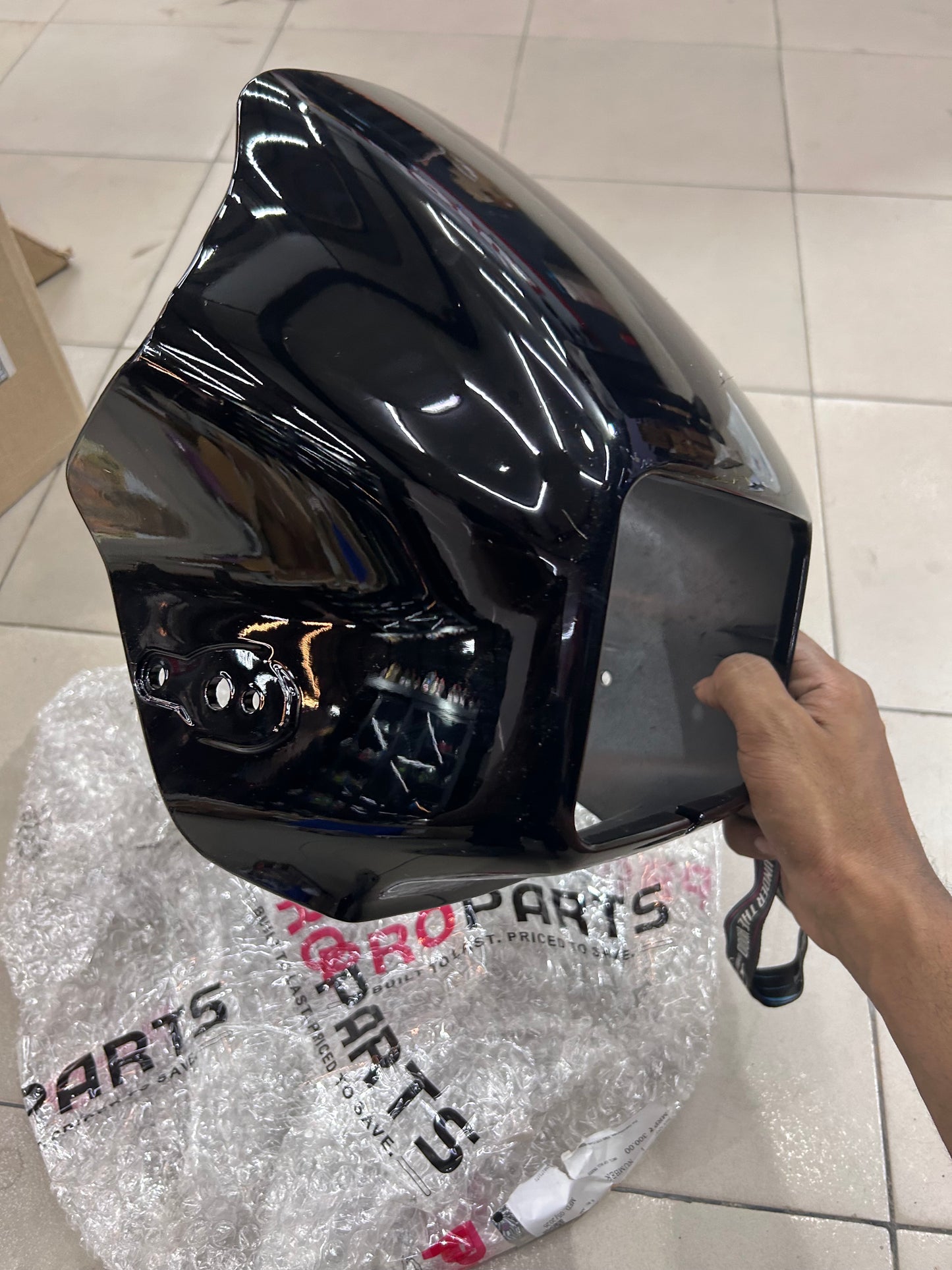 Hero ProParts Splendor Plus / Splendor Pro Front Visor Black | Headlight Cowl / Front Mask | 83401KCC900SPOR0S